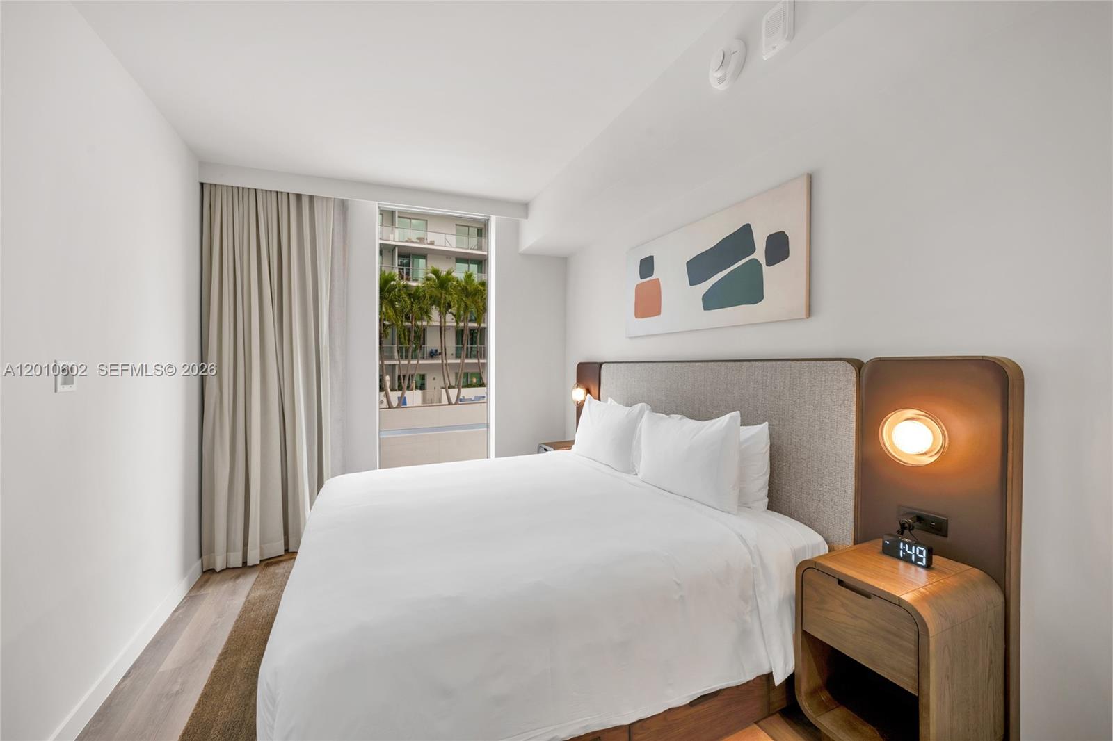 1611 SW 2nd Ave #414 Miami, FL 33129