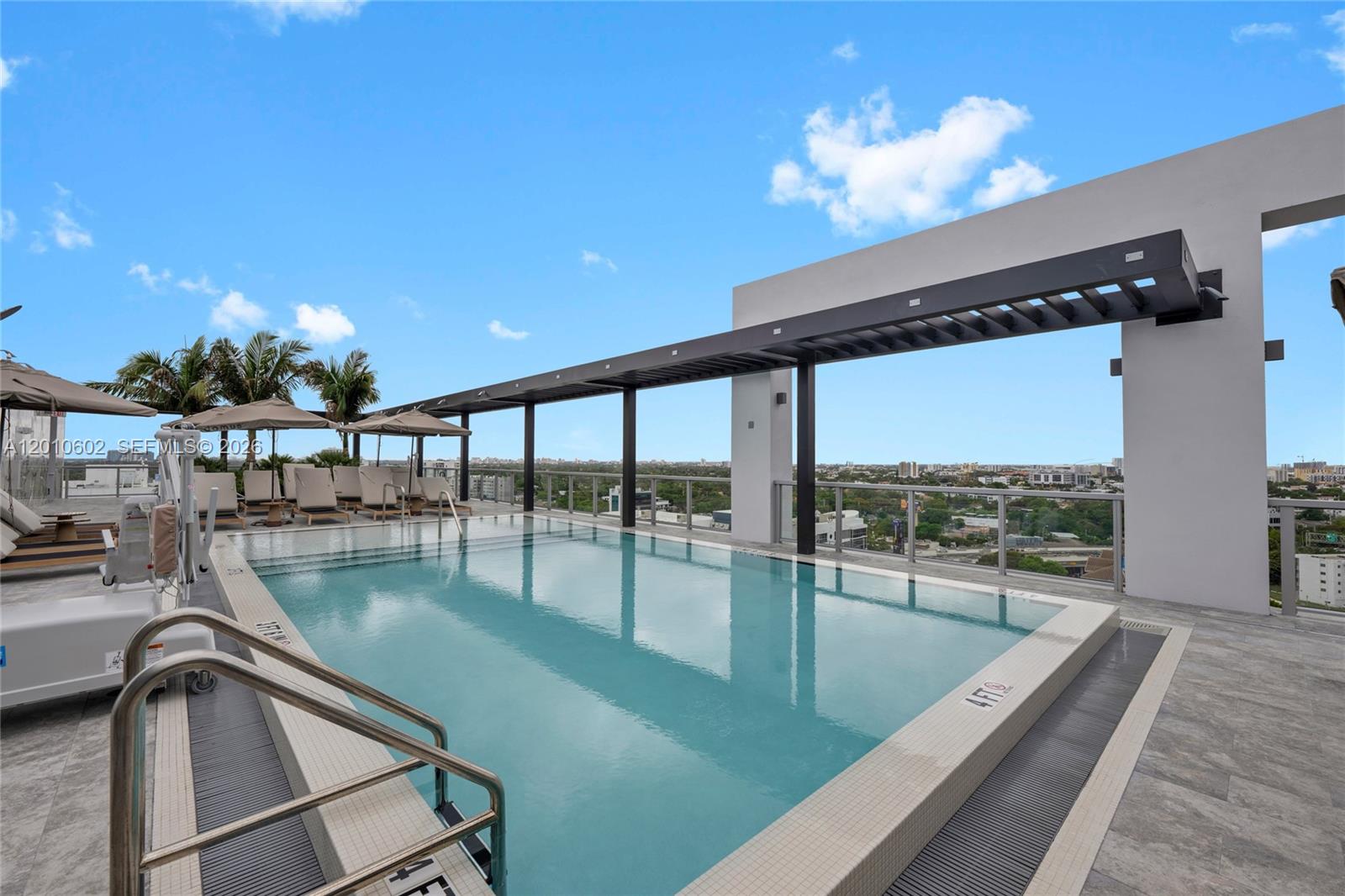 1611 SW 2nd Ave #414 Miami, FL 33129