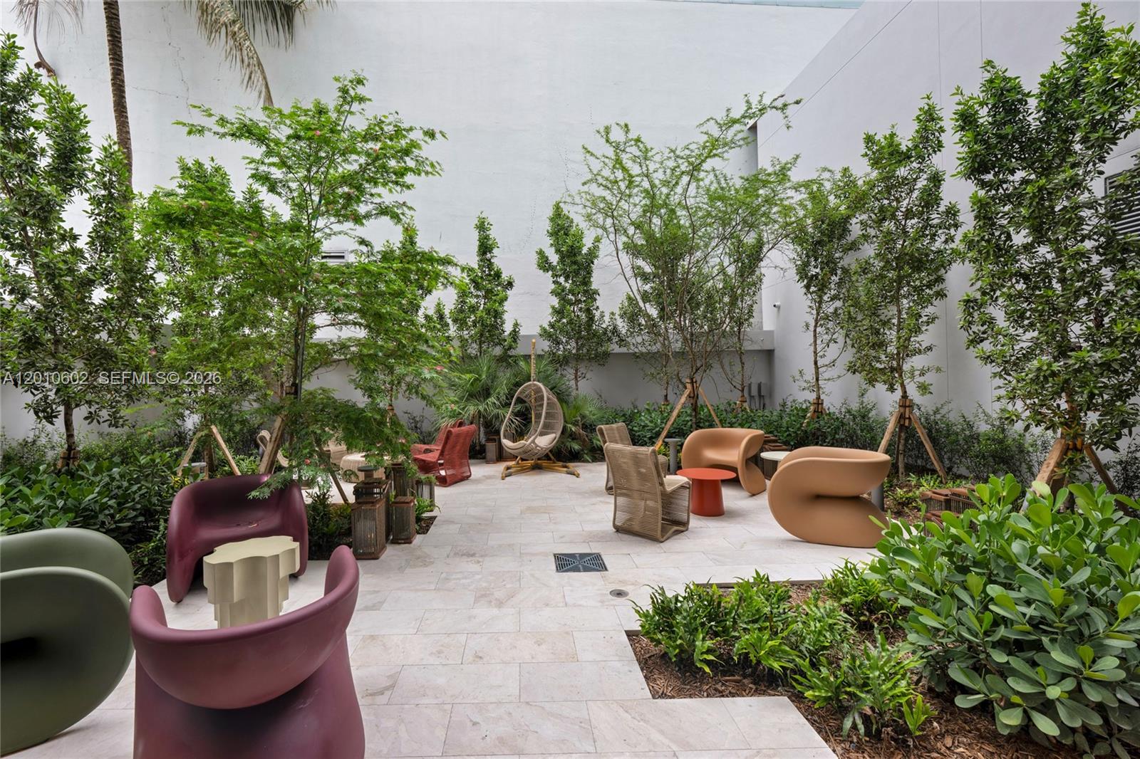 1611 SW 2nd Ave #414 Miami, FL 33129