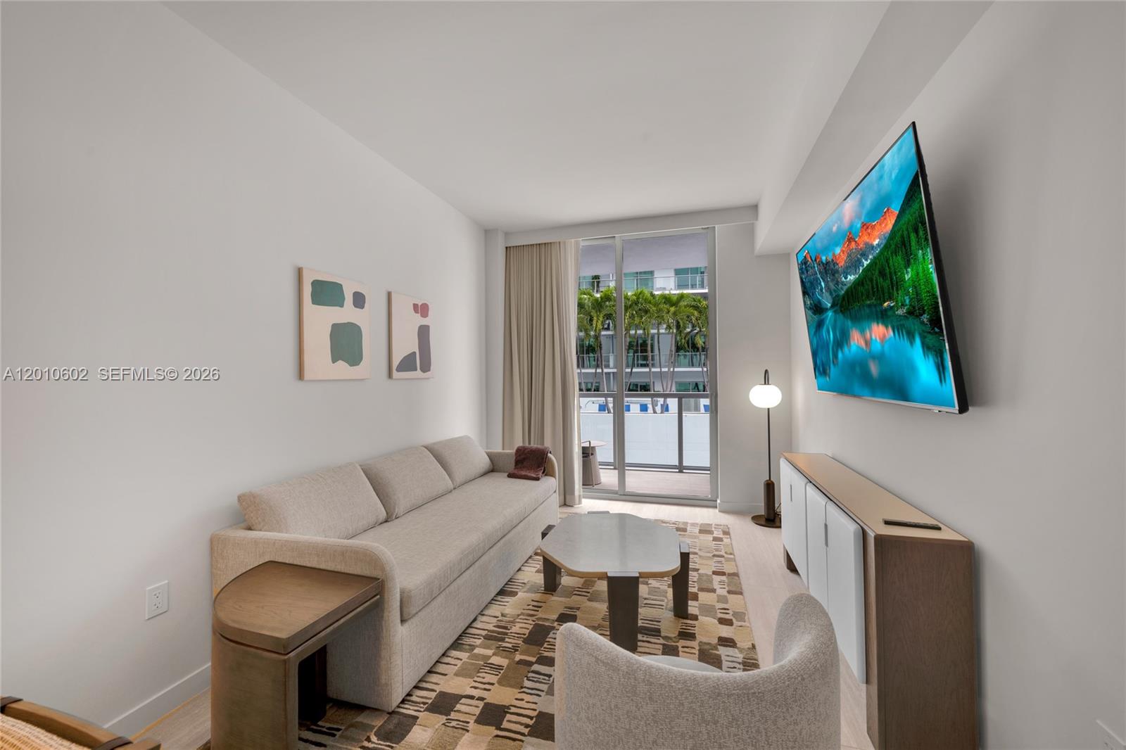 1611 SW 2nd Ave #414 Miami, FL 33129