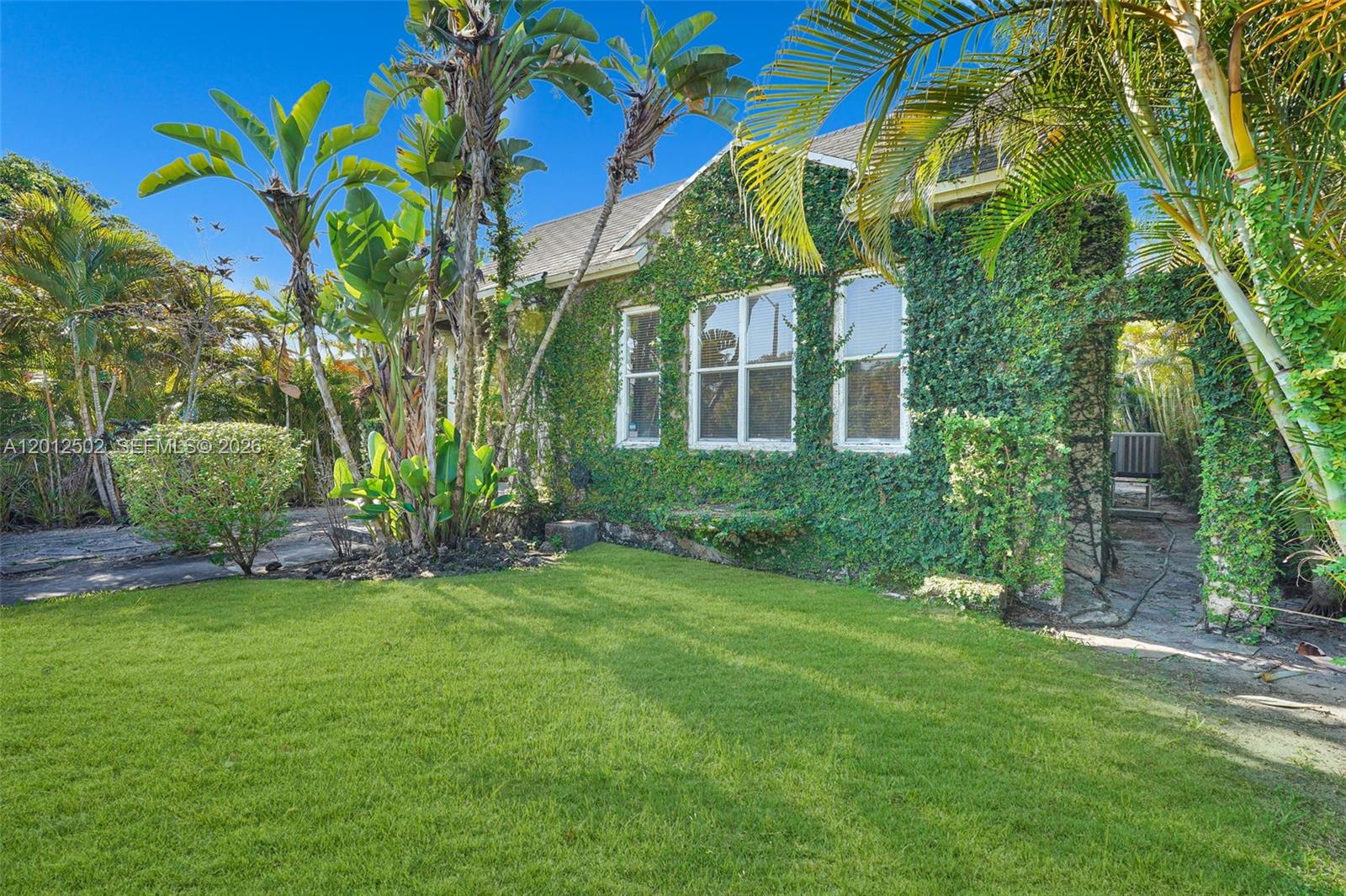 126 NW 48th St
