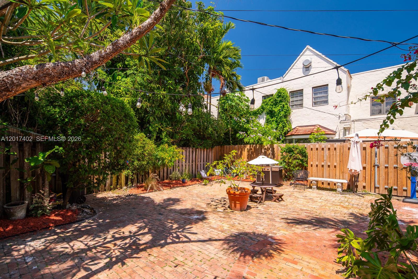 405 Viscaya Ave #405 Coral Gables, FL 33134