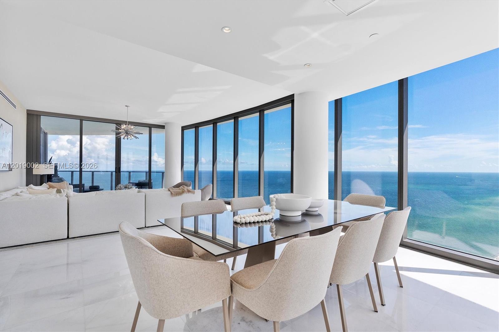 15701 Collins Ave #3605 Sunny Isles Beach, FL 33160