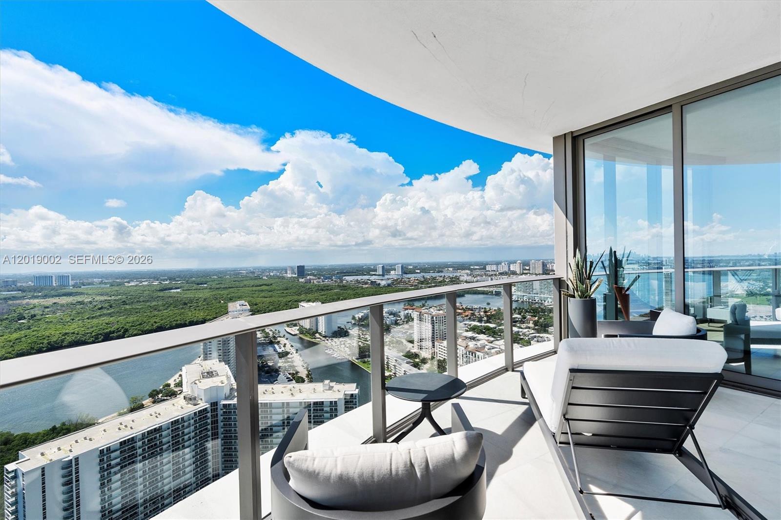 15701 Collins Ave #3605 Sunny Isles Beach, FL 33160