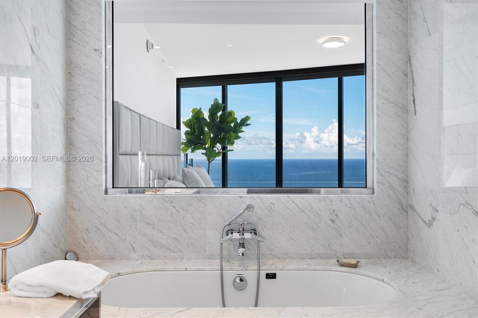 15701 Collins Ave #3605 Sunny Isles Beach, FL 33160
