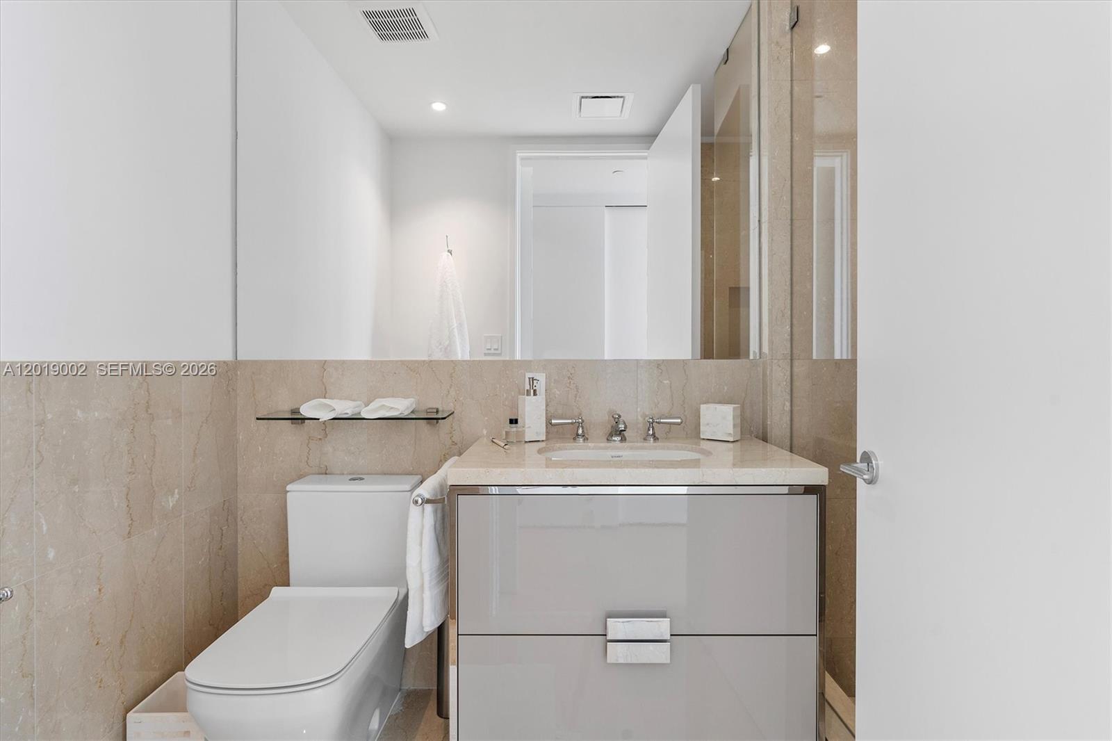15701 Collins Ave #3605 Sunny Isles Beach, FL 33160