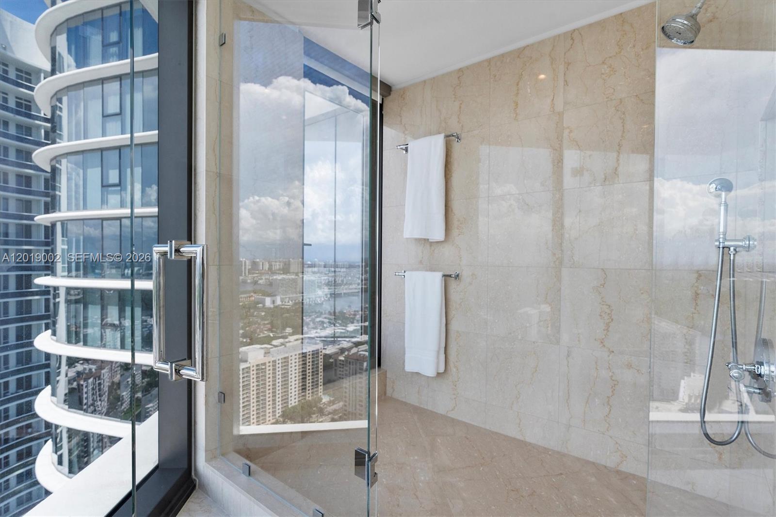 15701 Collins Ave #3605 Sunny Isles Beach, FL 33160