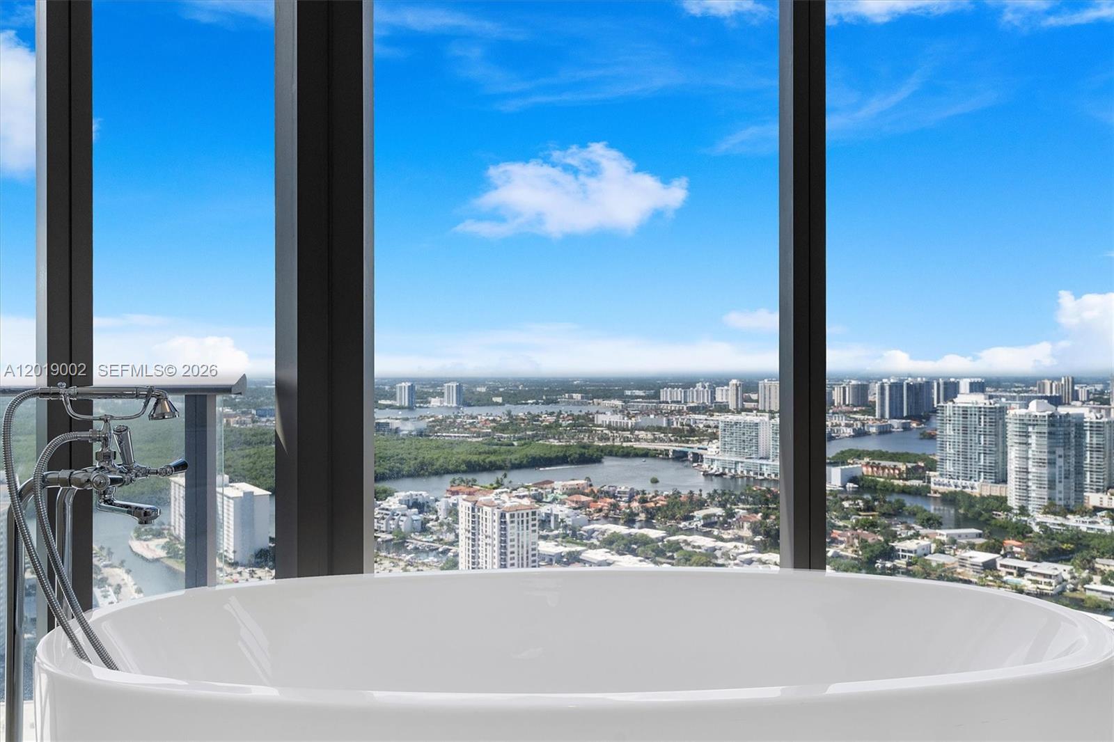 15701 Collins Ave #3605 Sunny Isles Beach, FL 33160