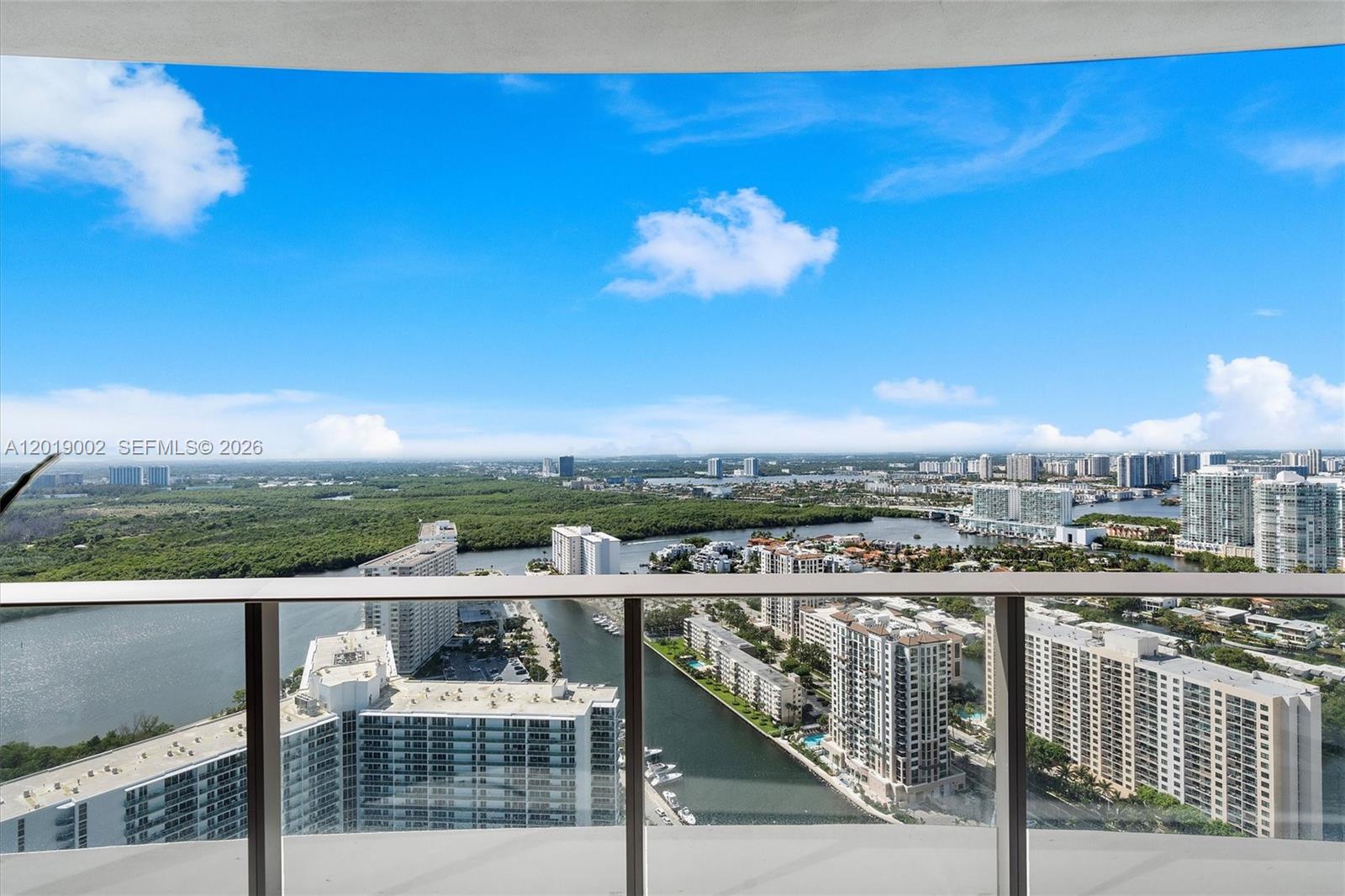 15701 Collins Ave #3605 Sunny Isles Beach, FL 33160