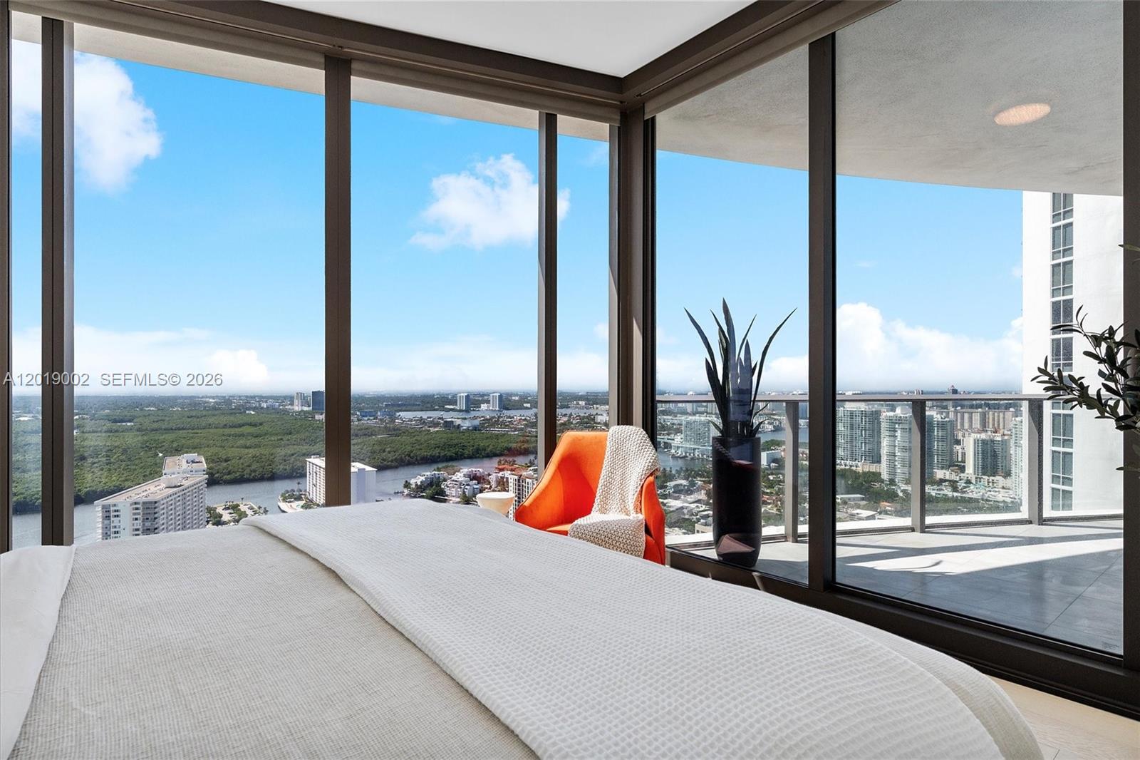15701 Collins Ave #3605 Sunny Isles Beach, FL 33160