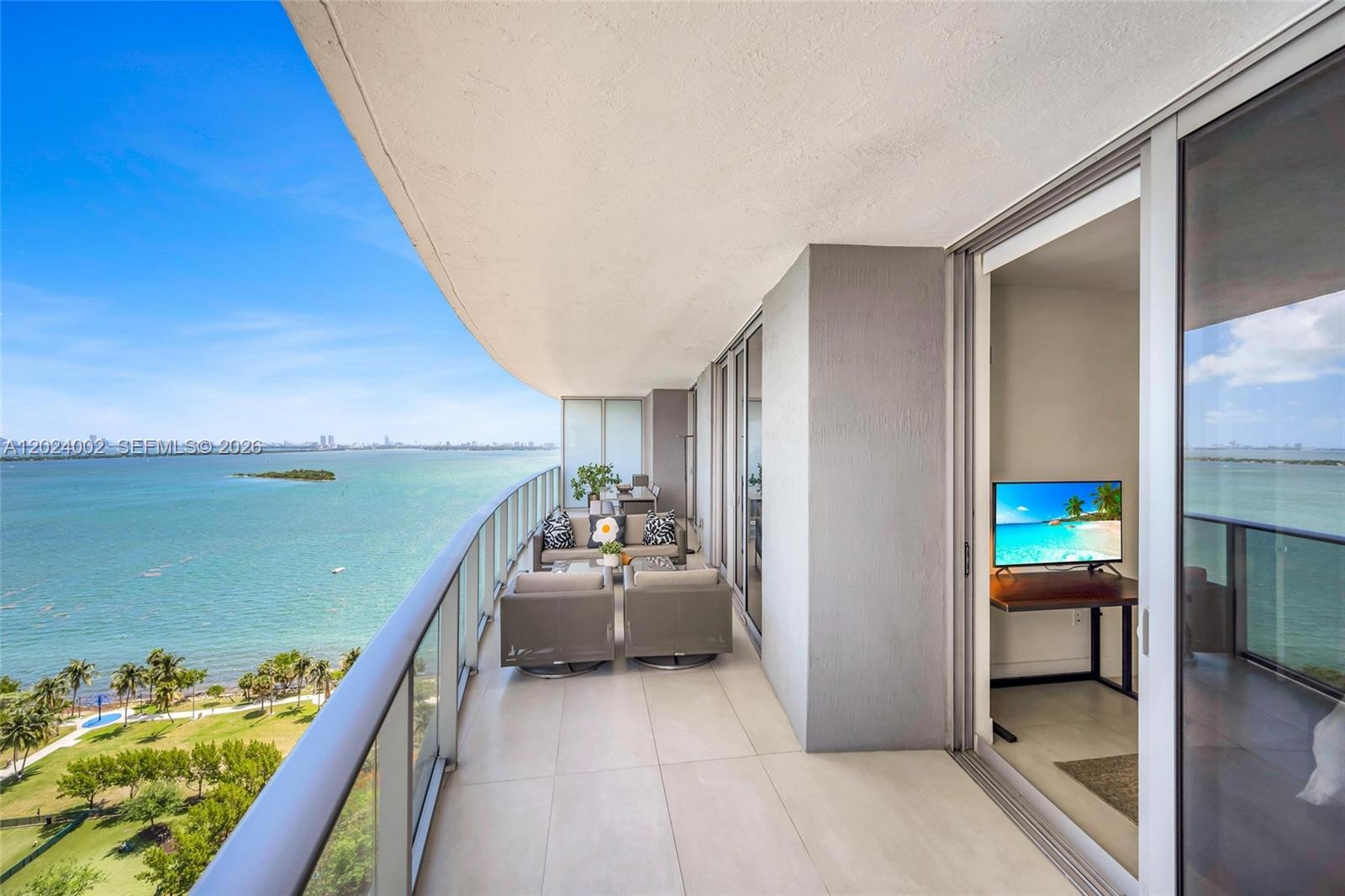 image Aria on the Bay28