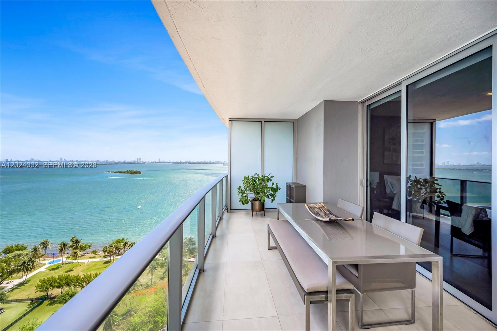 image Aria on the Bay34