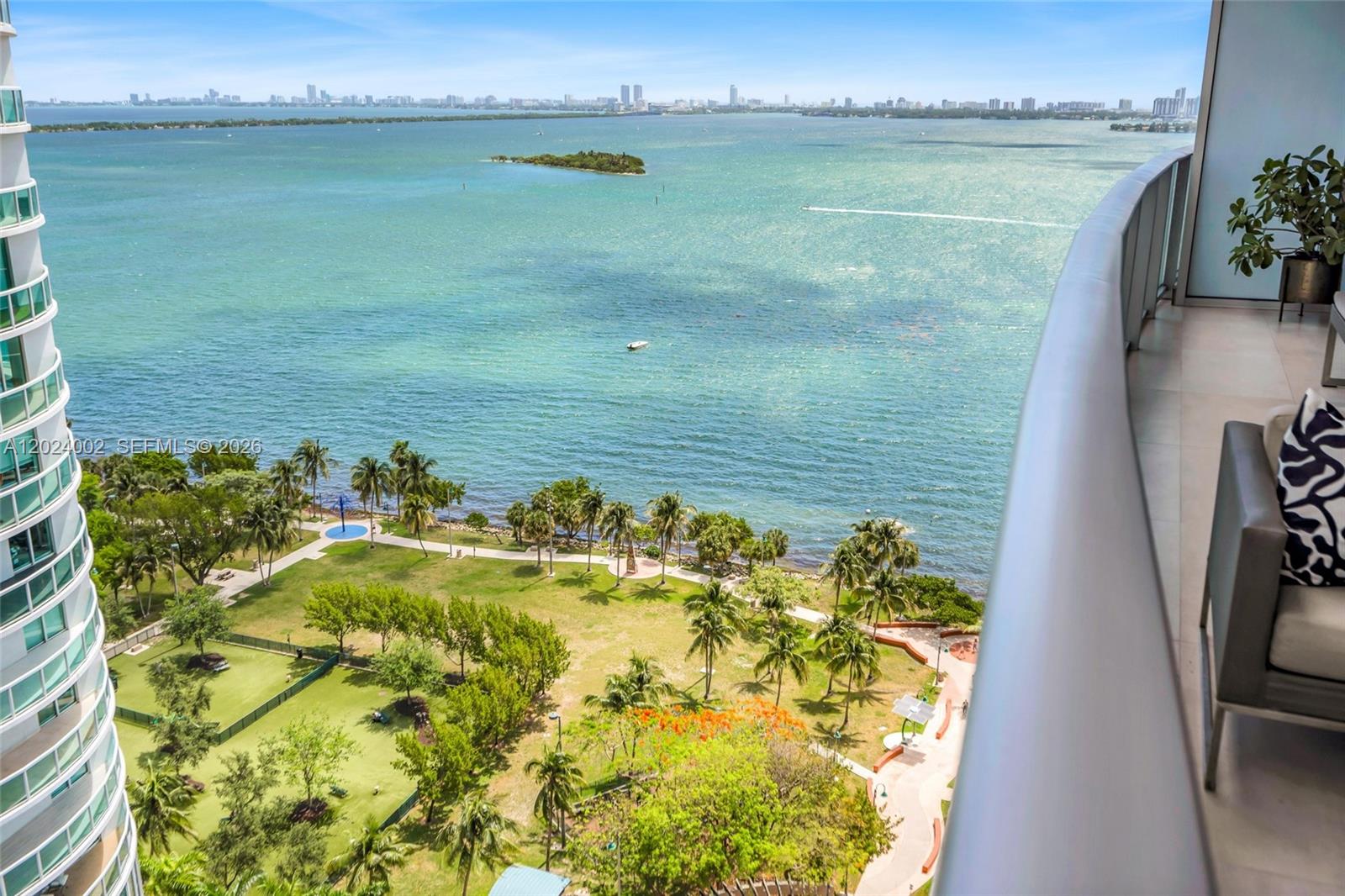 image Aria on the Bay35