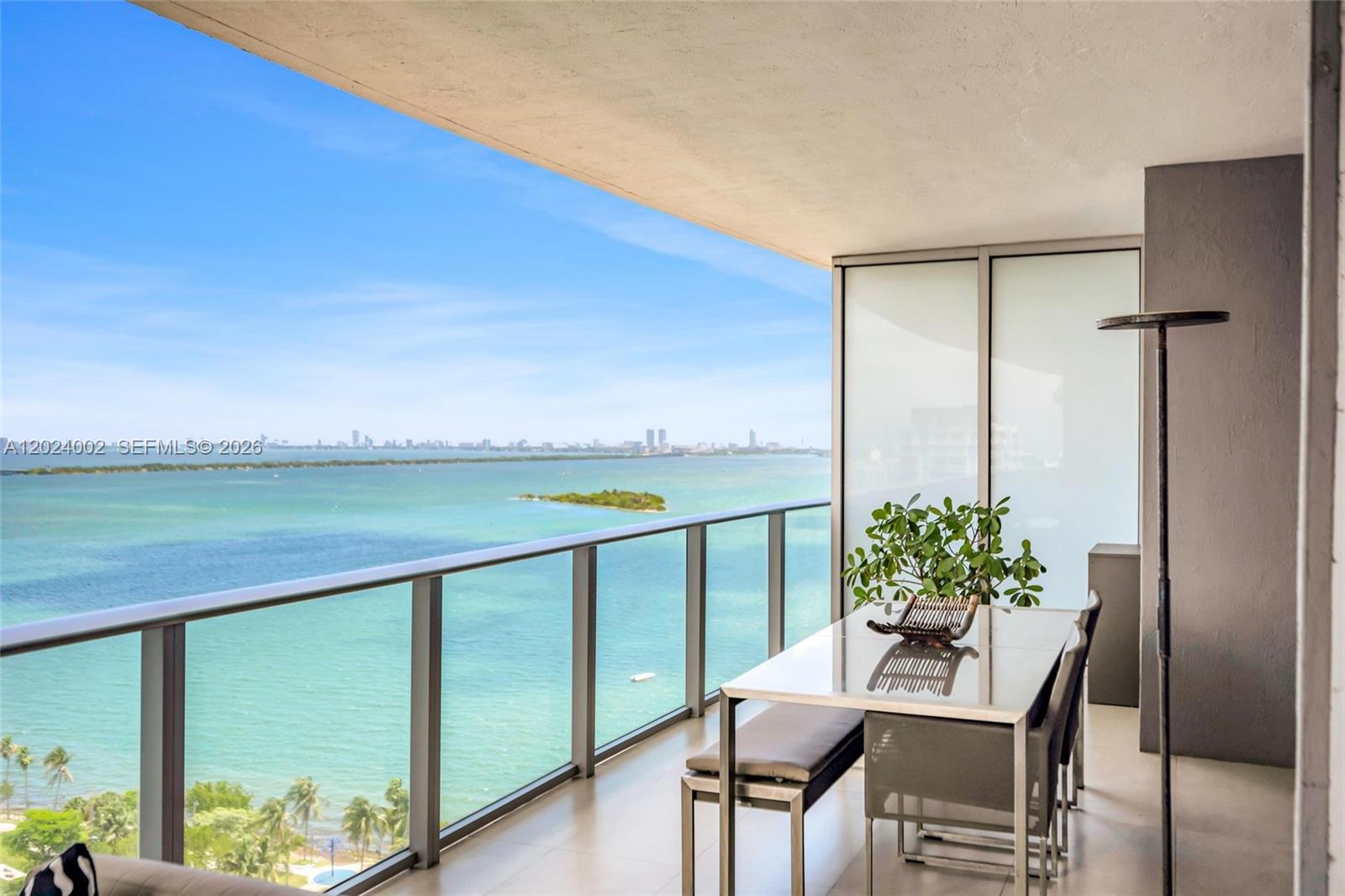image Aria on the Bay36