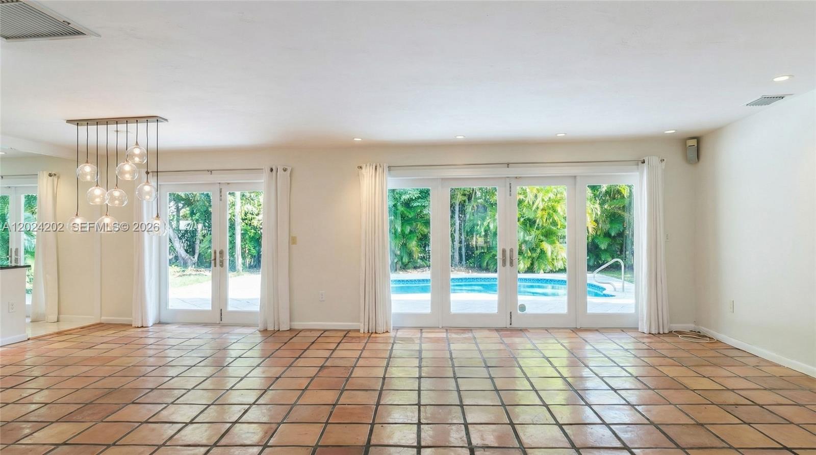 115 S Prospect Dr Coral Gables, FL 33133