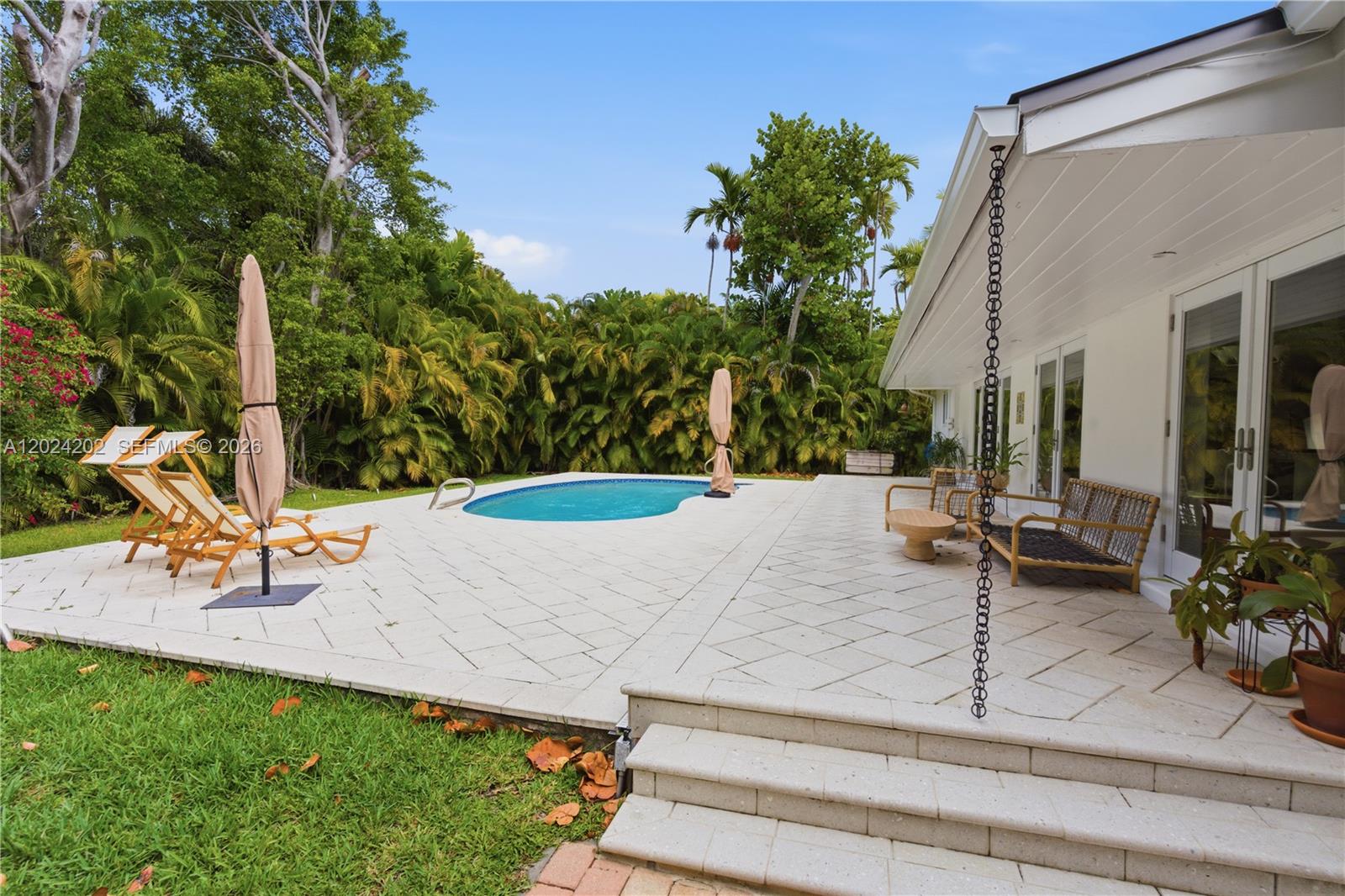 115 S Prospect Dr Coral Gables, FL 33133
