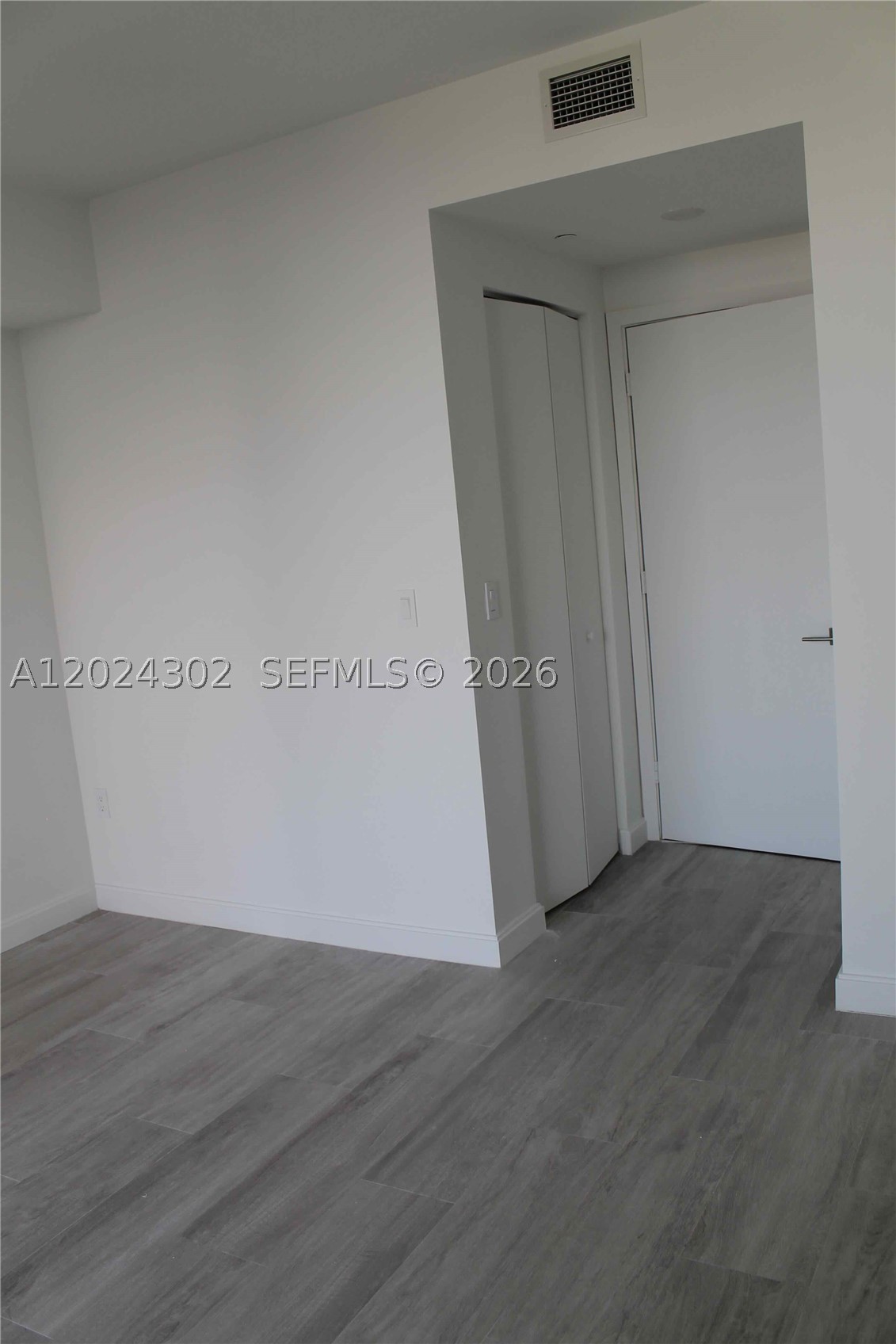 image Brickell Heights East16