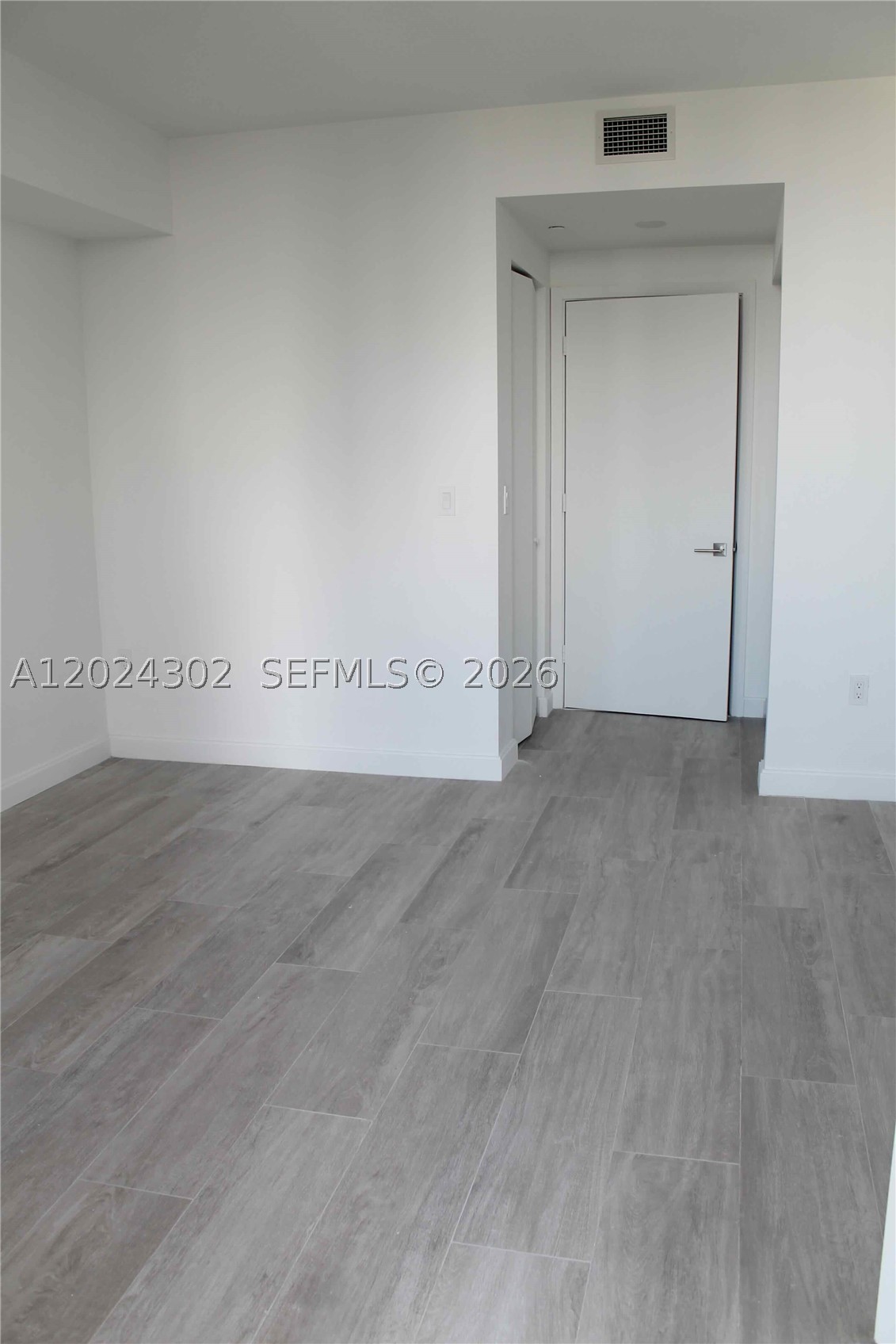 image Brickell Heights East17