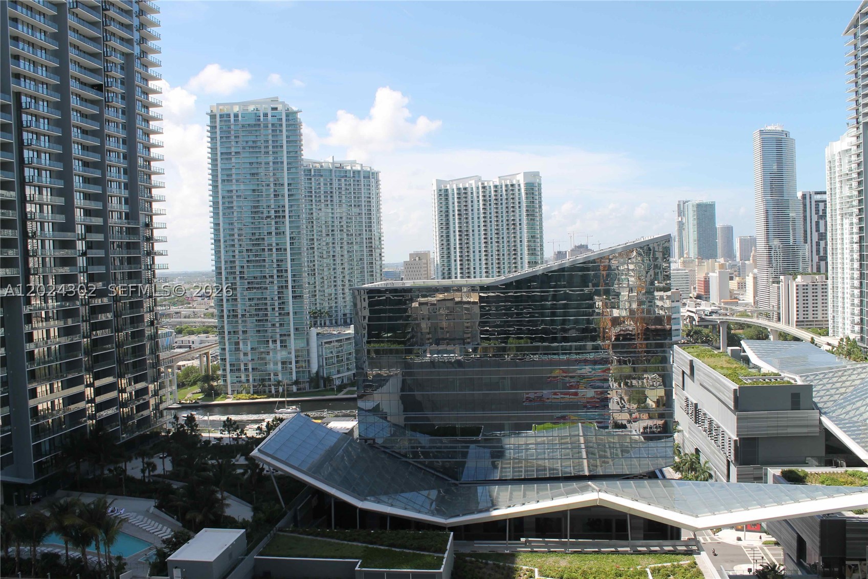 image Brickell Heights East19