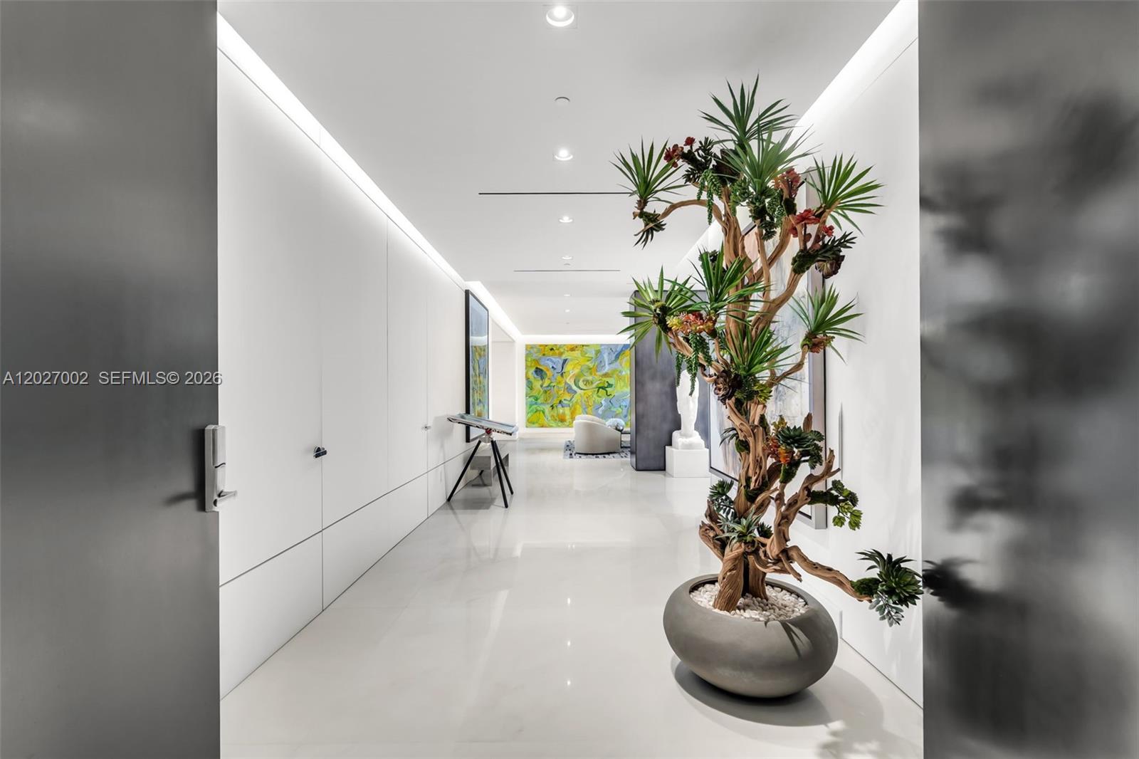 350 Ocean Dr #LPH2N Key Biscayne, FL 33149