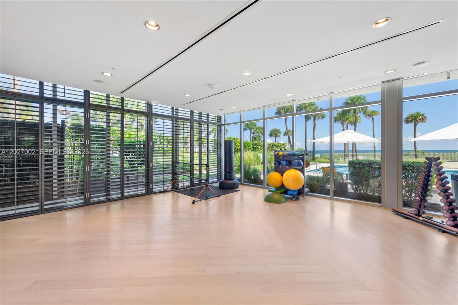 350 Ocean Dr #LPH2N Key Biscayne, FL 33149