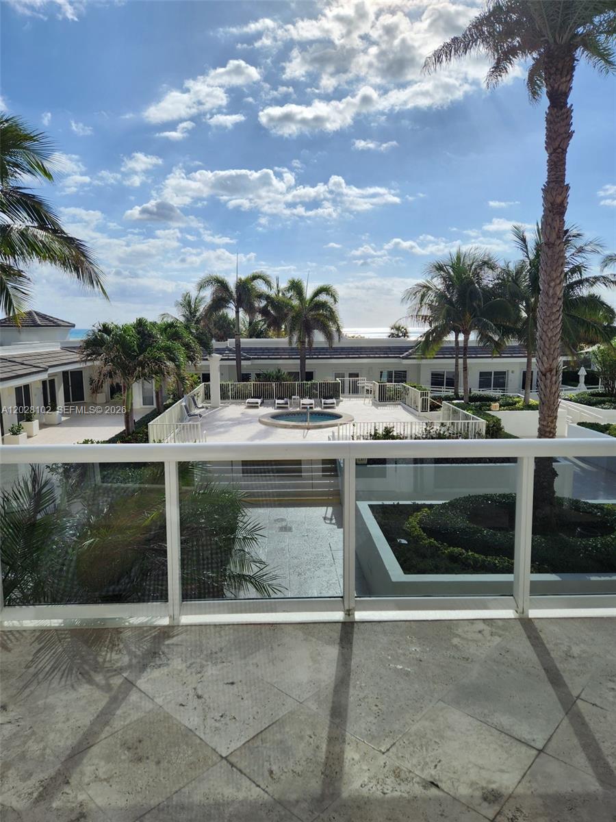 4779 Collins Ave #3504 Miami Beach, FL 33140