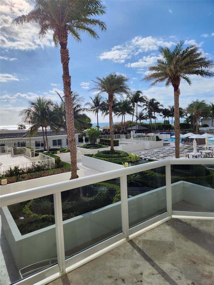 4779 Collins Ave #3504 Miami Beach, FL 33140