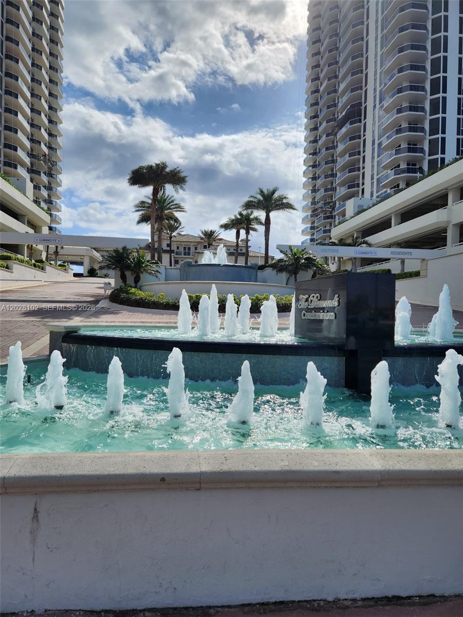 4779 Collins Ave #3504 Miami Beach, FL 33140
