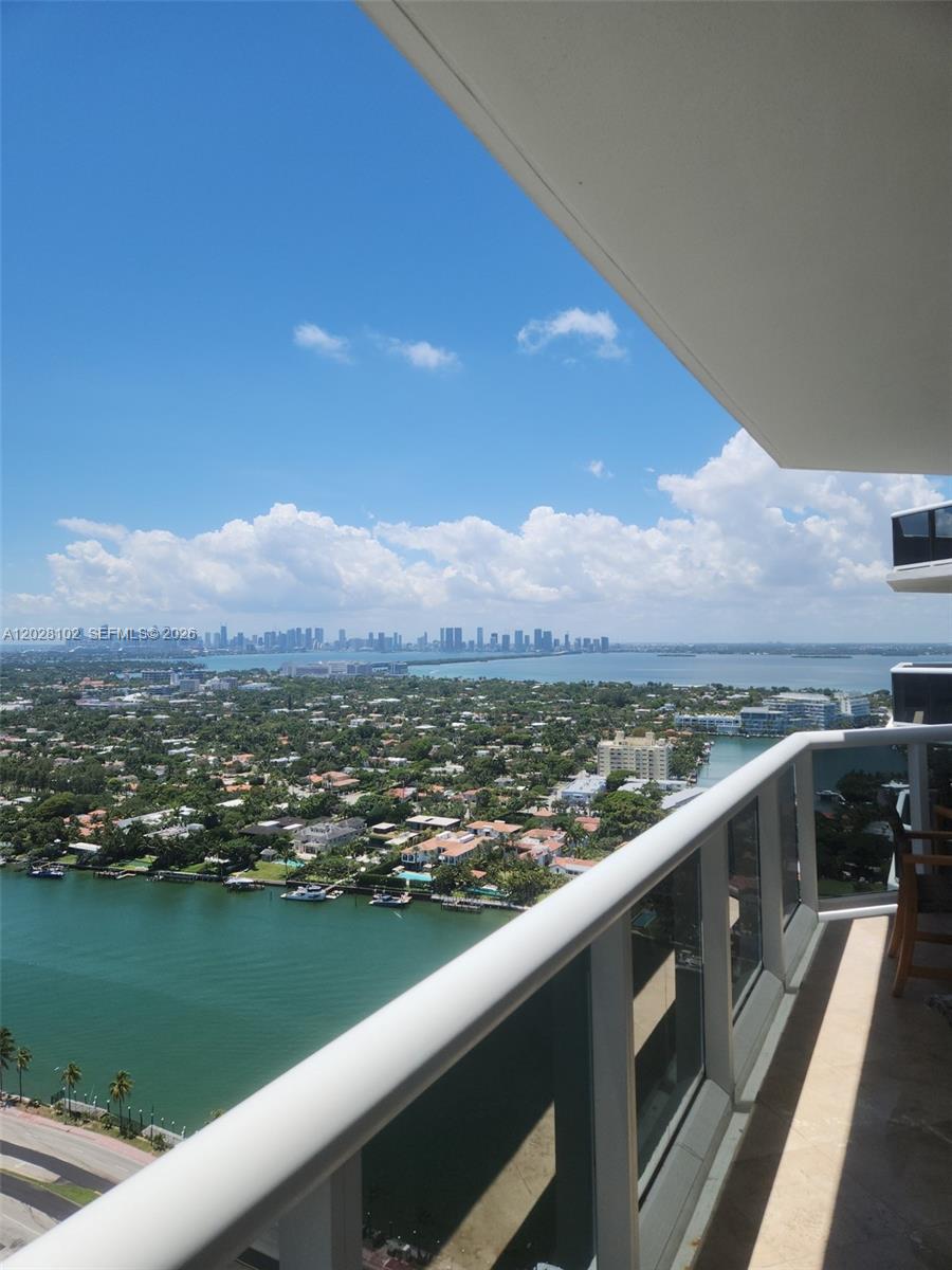 4779 Collins Ave #3504 Miami Beach, FL 33140