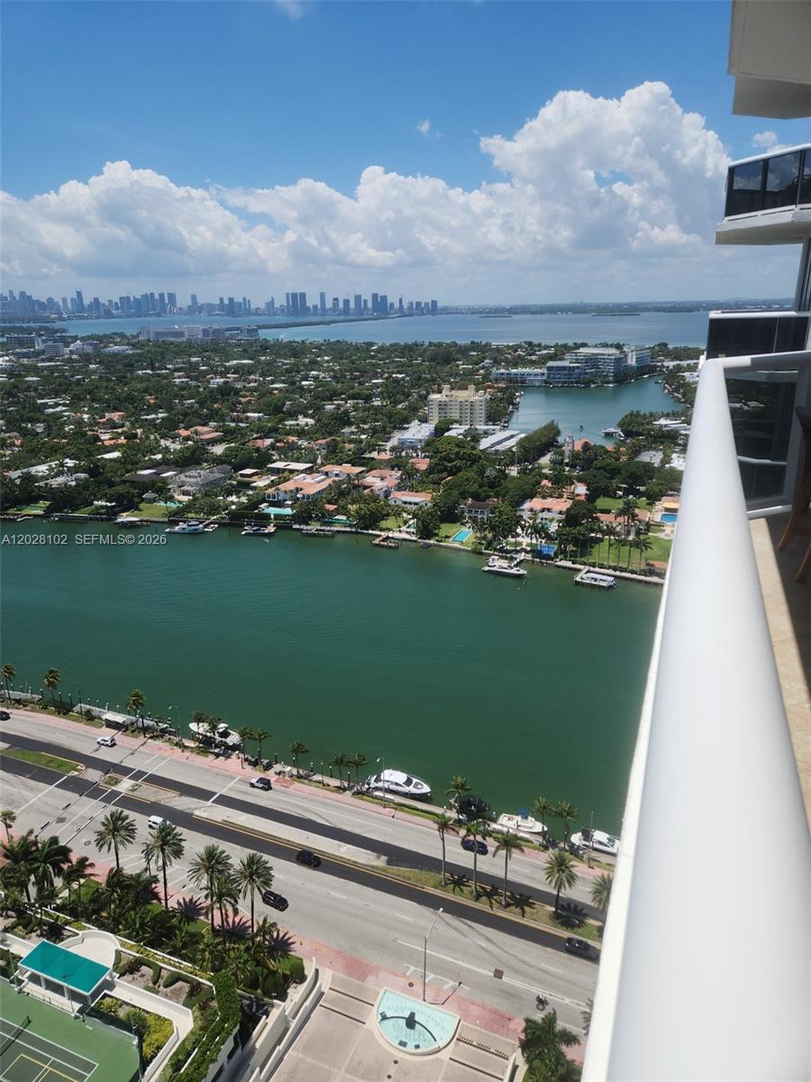 4779 Collins Ave #3504 Miami Beach, FL 33140