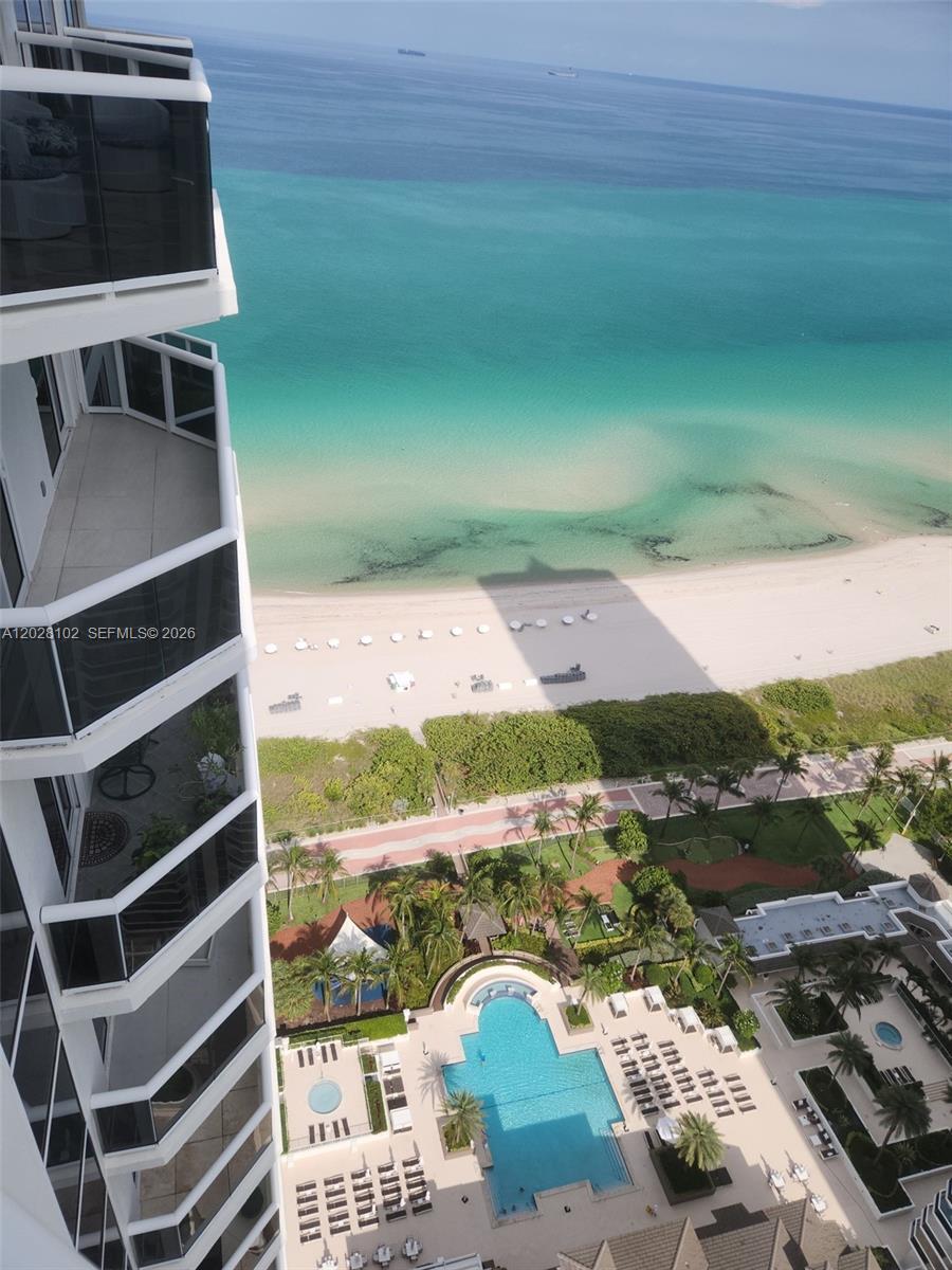4779 Collins Ave #3504 Miami Beach, FL 33140