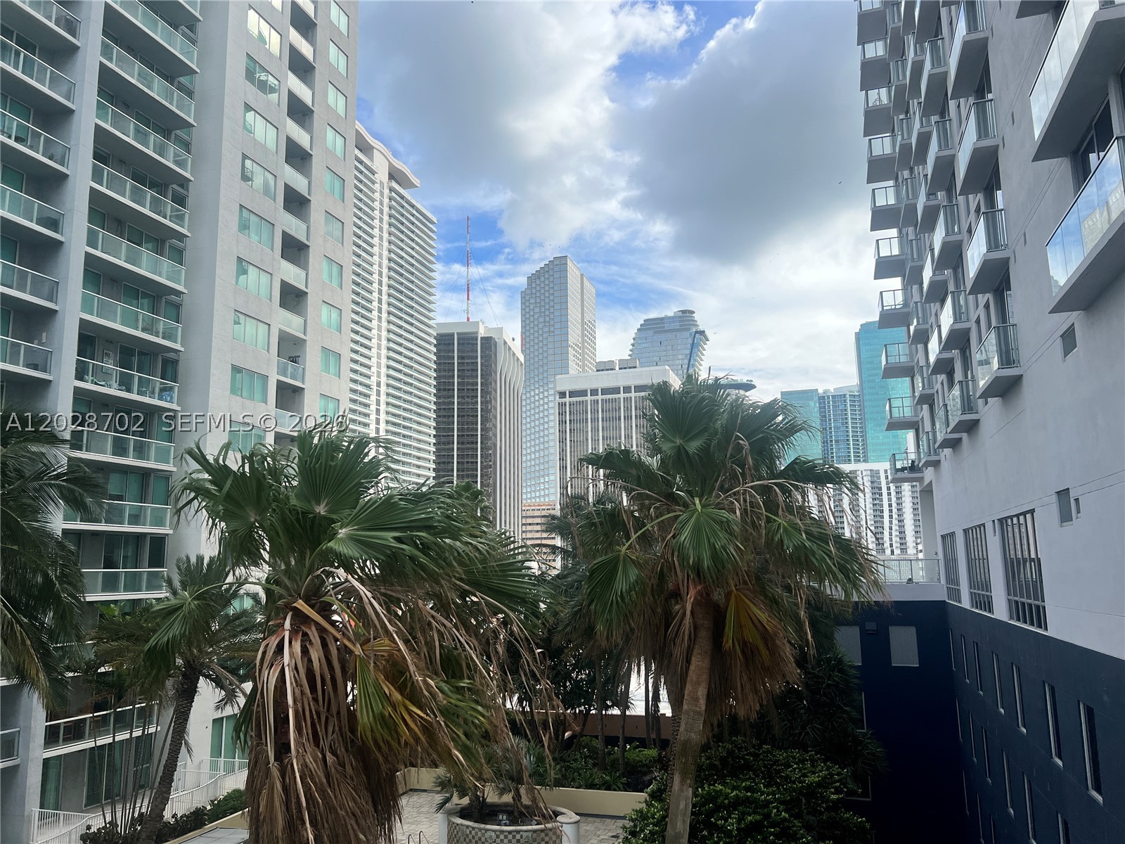 image Loft Downtown I3