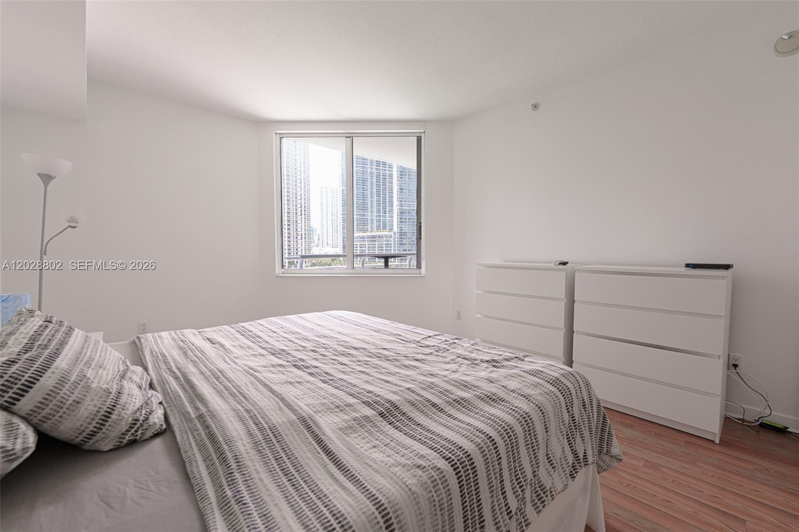 325 S Biscayne Blvd #821 Miami, FL 33131