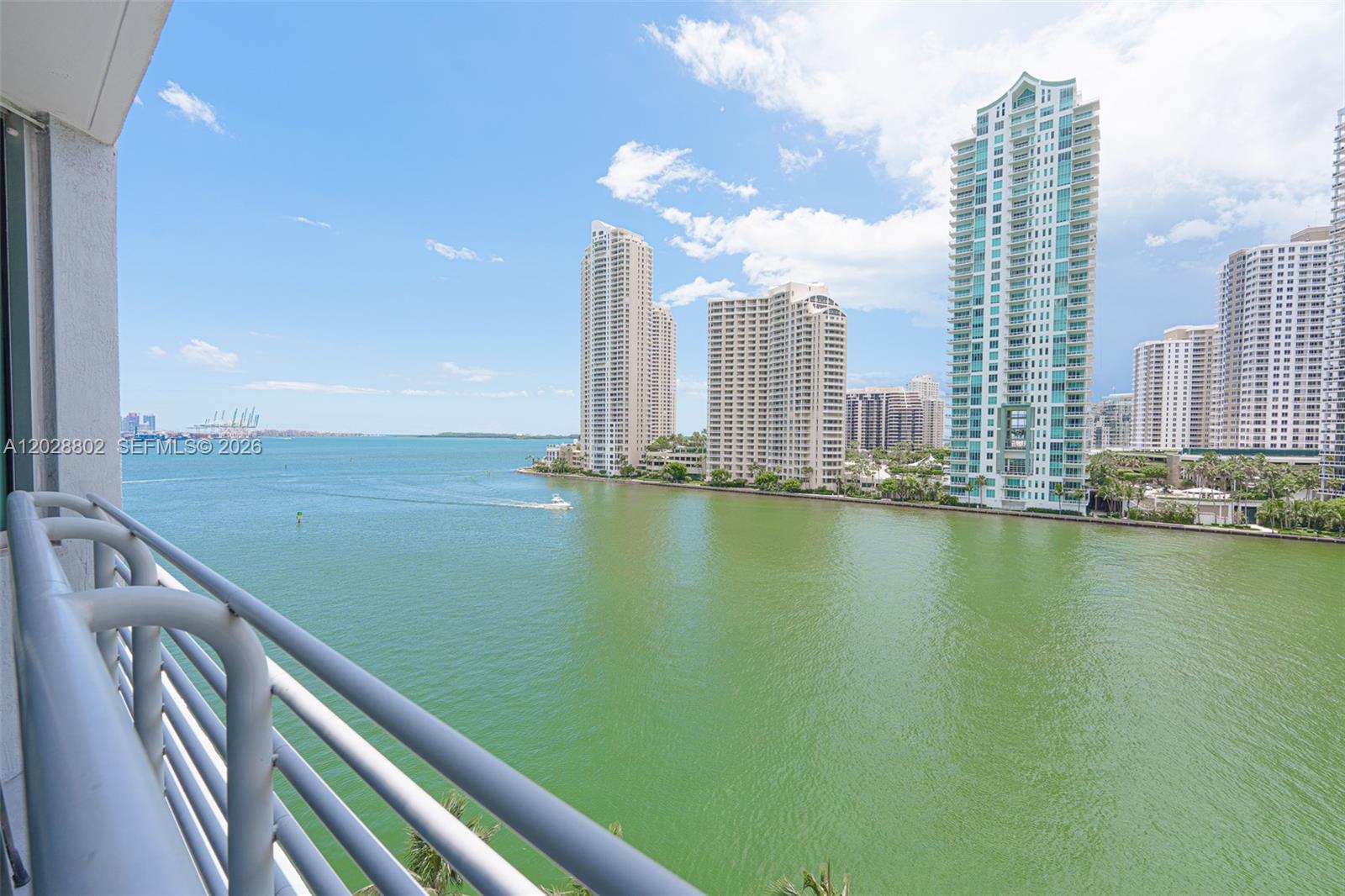 325 S Biscayne Blvd #821 Miami, FL 33131