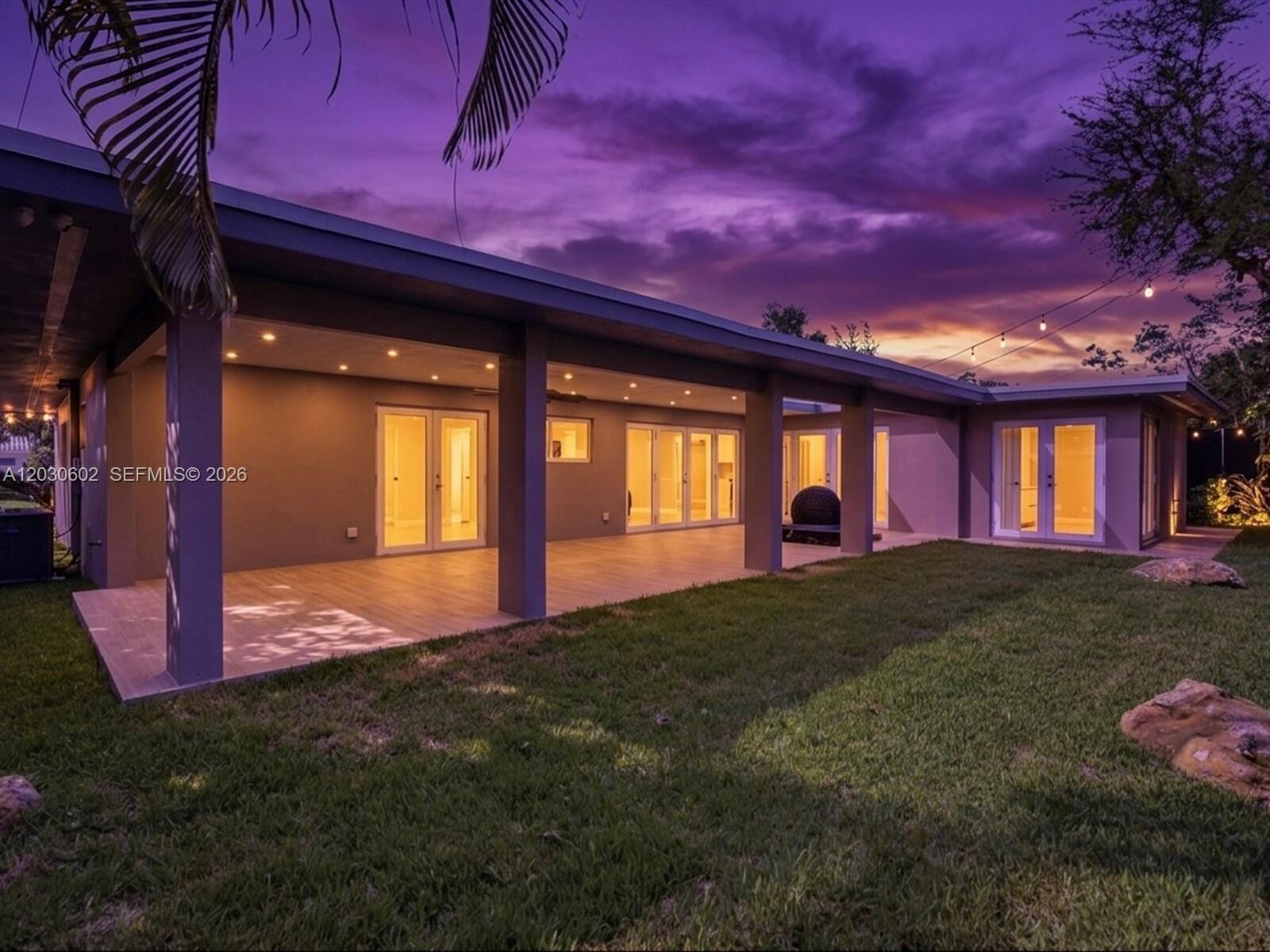 291 E Shore Dr E Miami, FL 33133