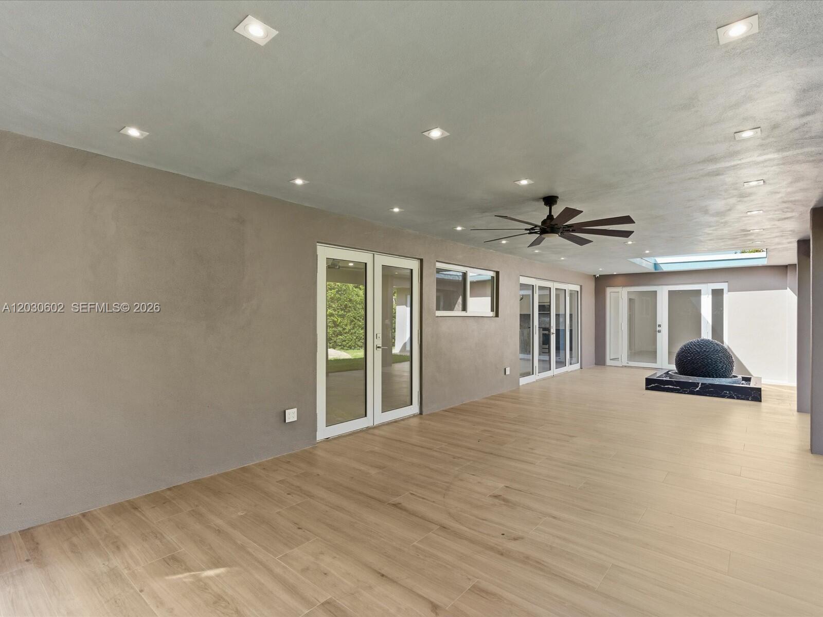 291 E Shore Dr E Miami, FL 33133