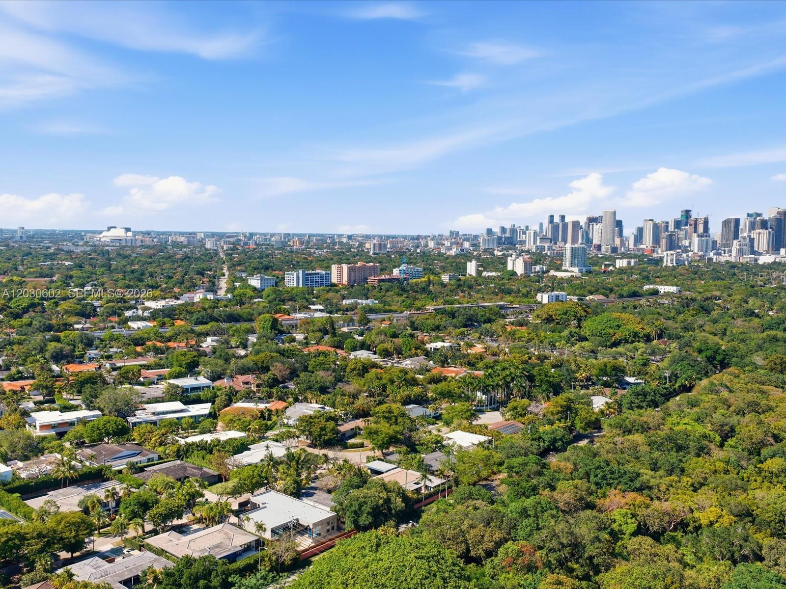 291 E Shore Dr E Miami, FL 33133