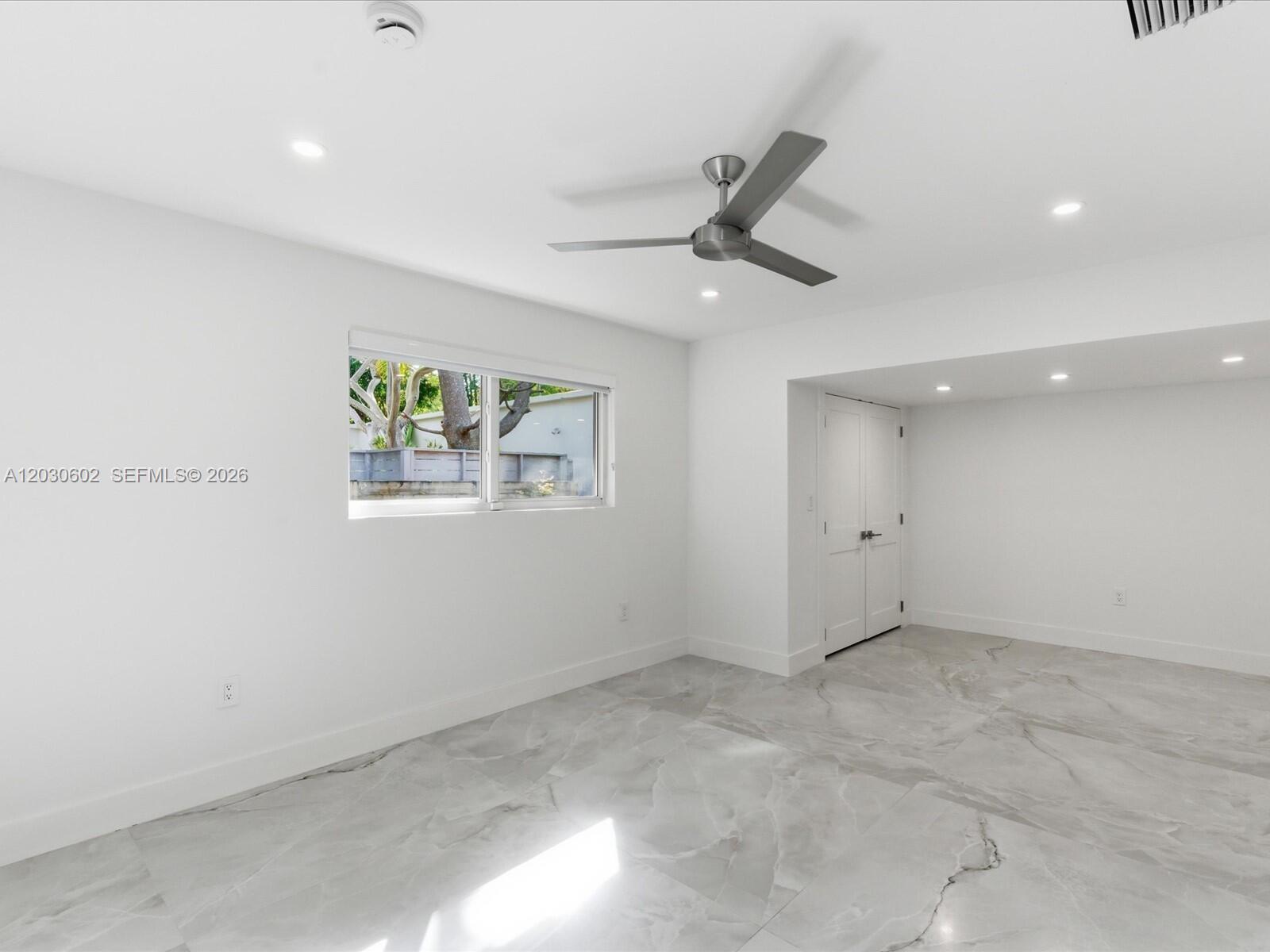 291 E Shore Dr E Miami, FL 33133