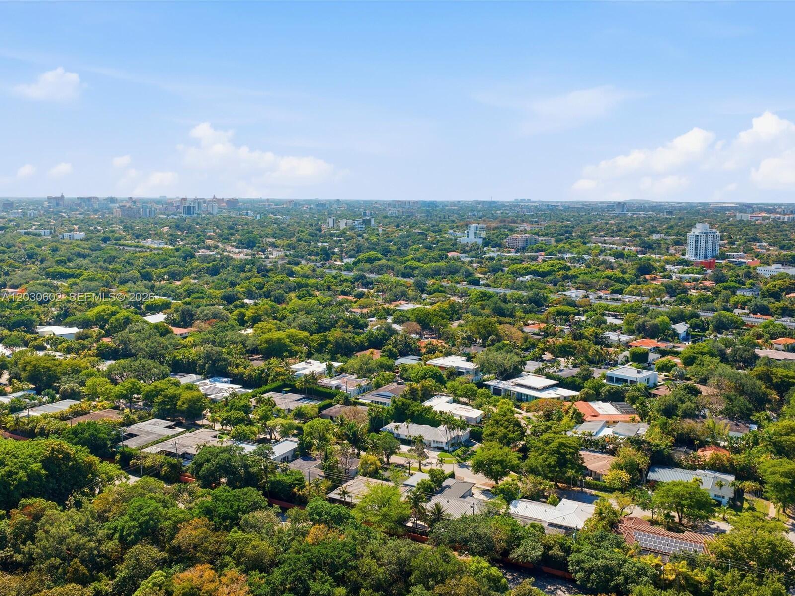 291 E Shore Dr E Miami, FL 33133