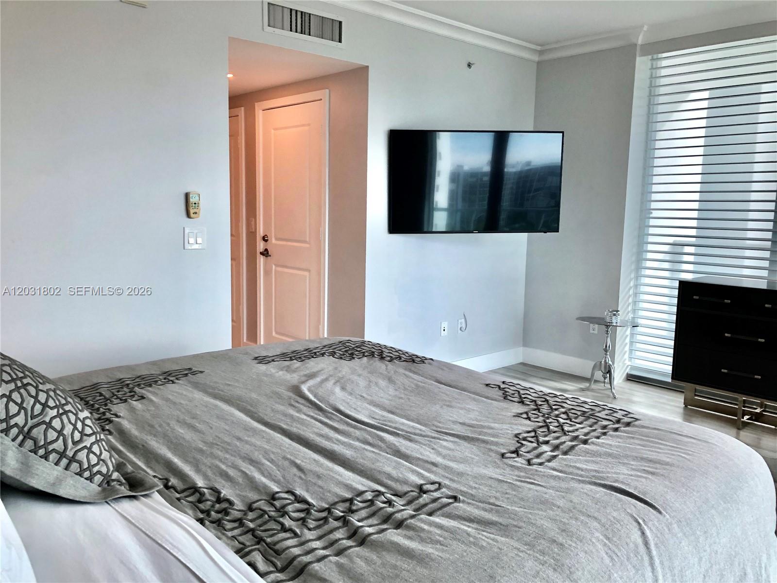 3101 S Ocean Dr #801 Hollywood, FL 33019