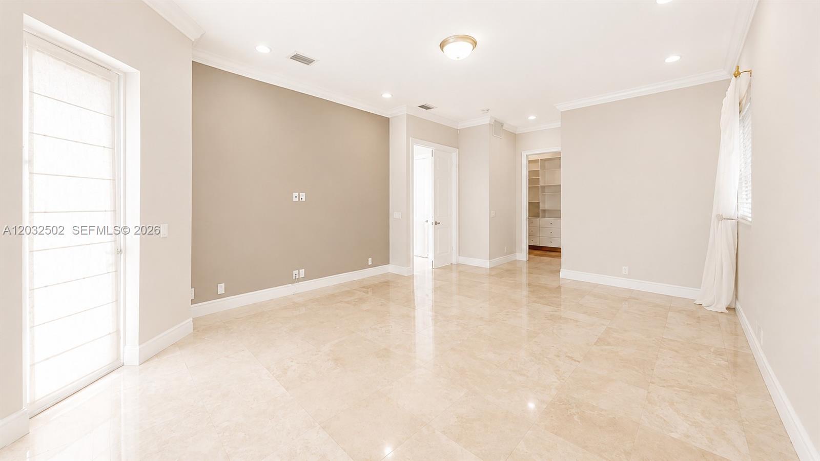 5751 SW 59th #5751 South Miami, FL 33143