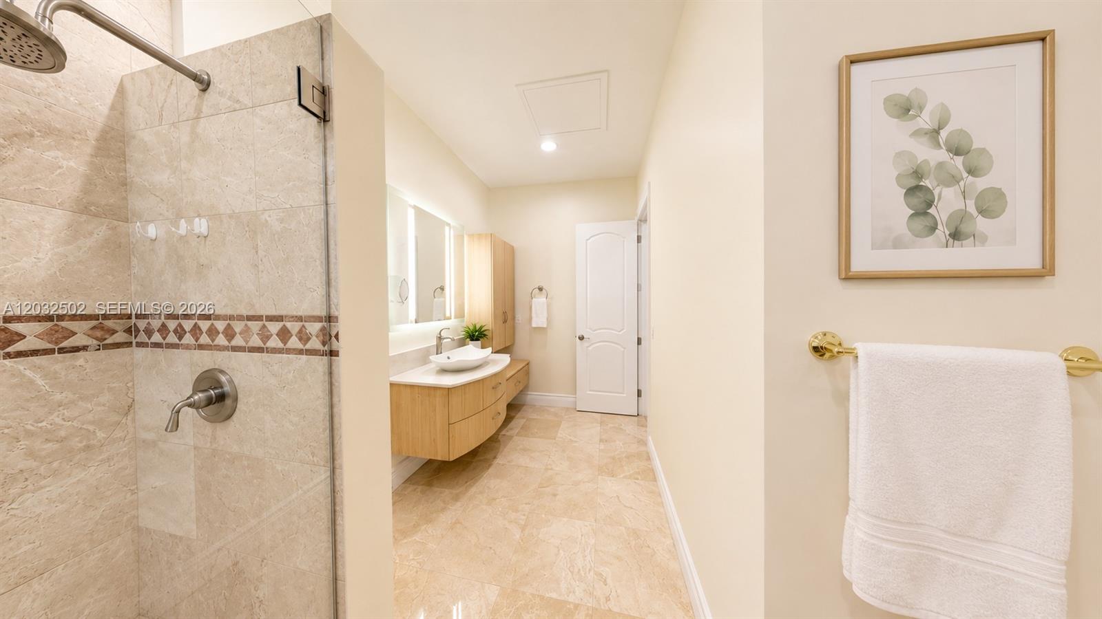 5751 SW 59th #5751 South Miami, FL 33143