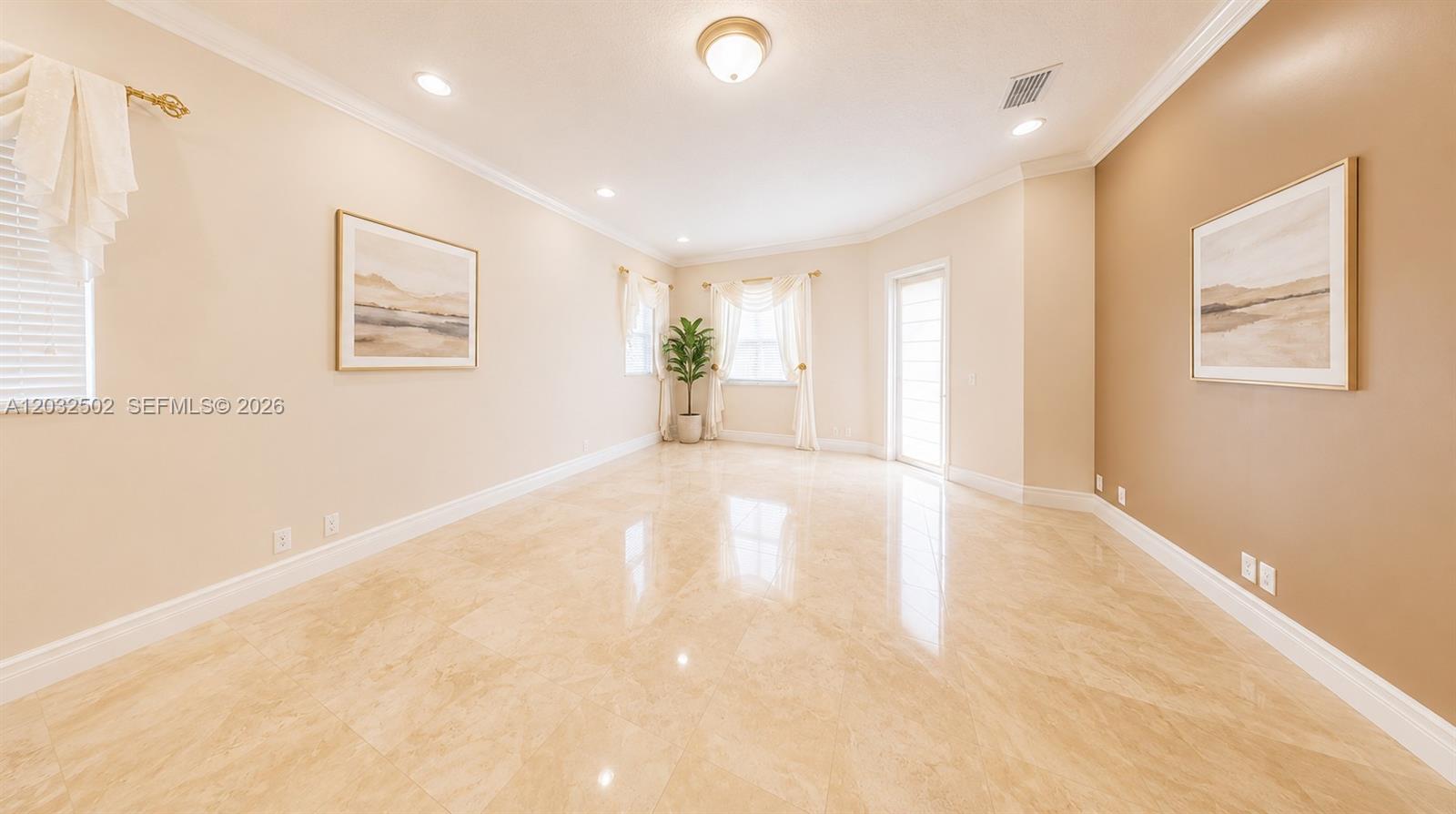 5751 SW 59th #5751 South Miami, FL 33143