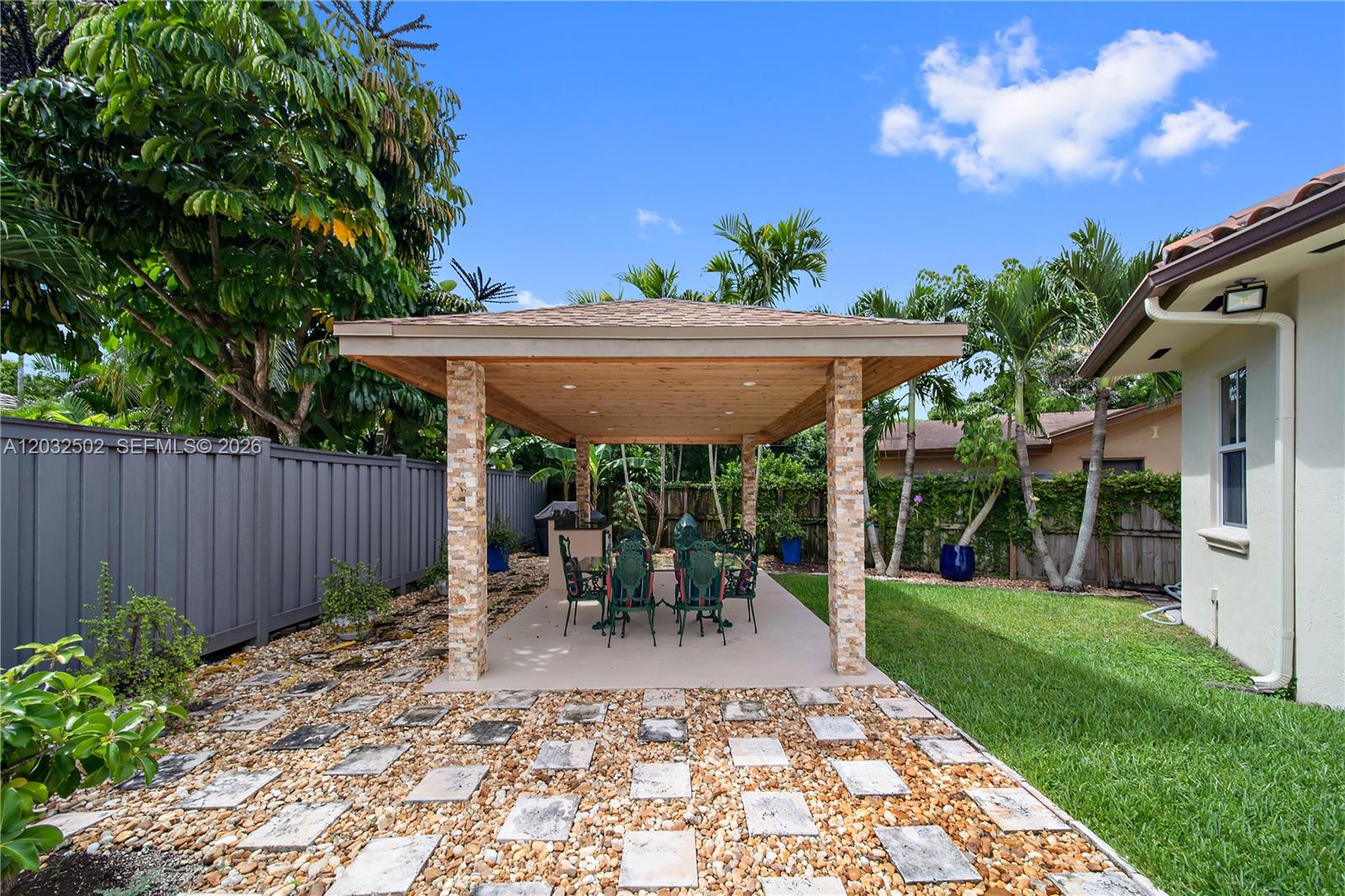 5751 SW 59th #5751 South Miami, FL 33143