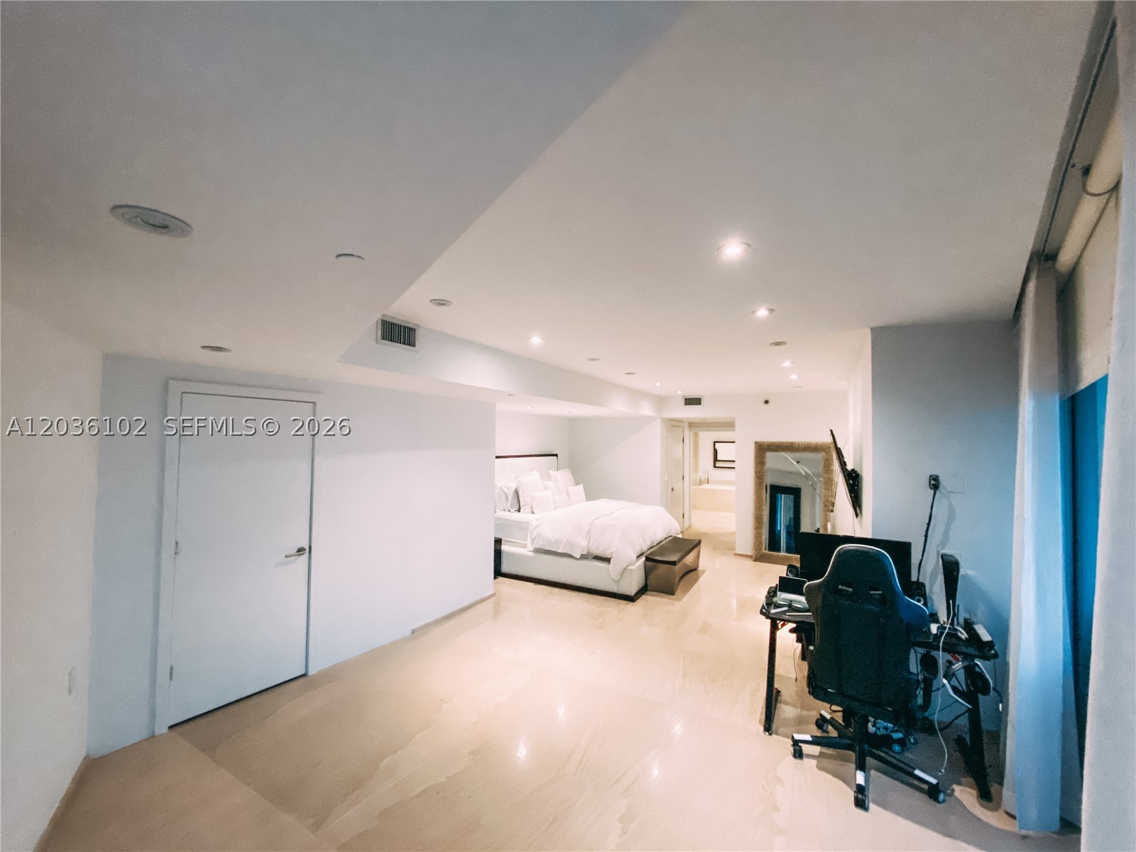 image Icon Brickell I11