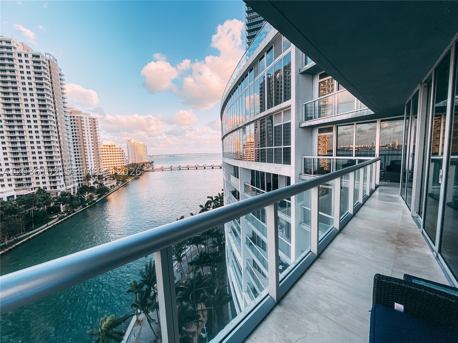 image Icon Brickell I1