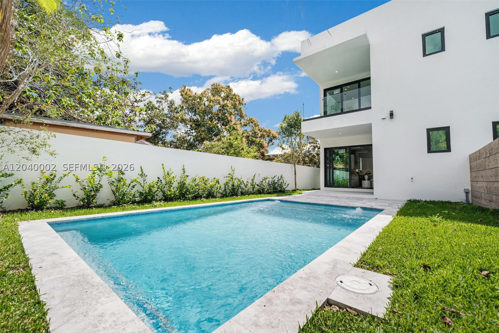 2939 SW 21st St Miami, FL 33145