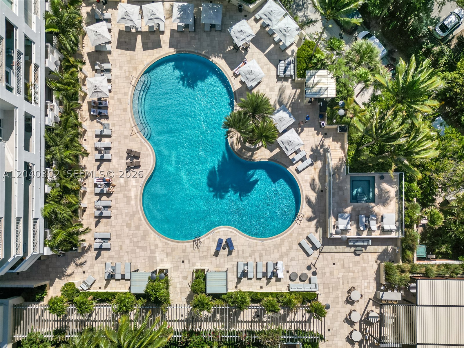 300 S Pointe Dr #405 Miami Beach, FL 33139