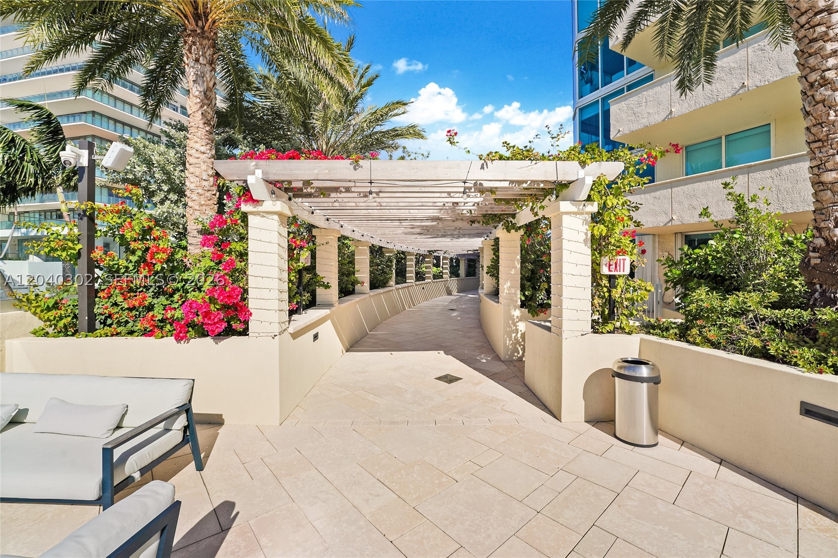 300 S Pointe Dr #405 Miami Beach, FL 33139