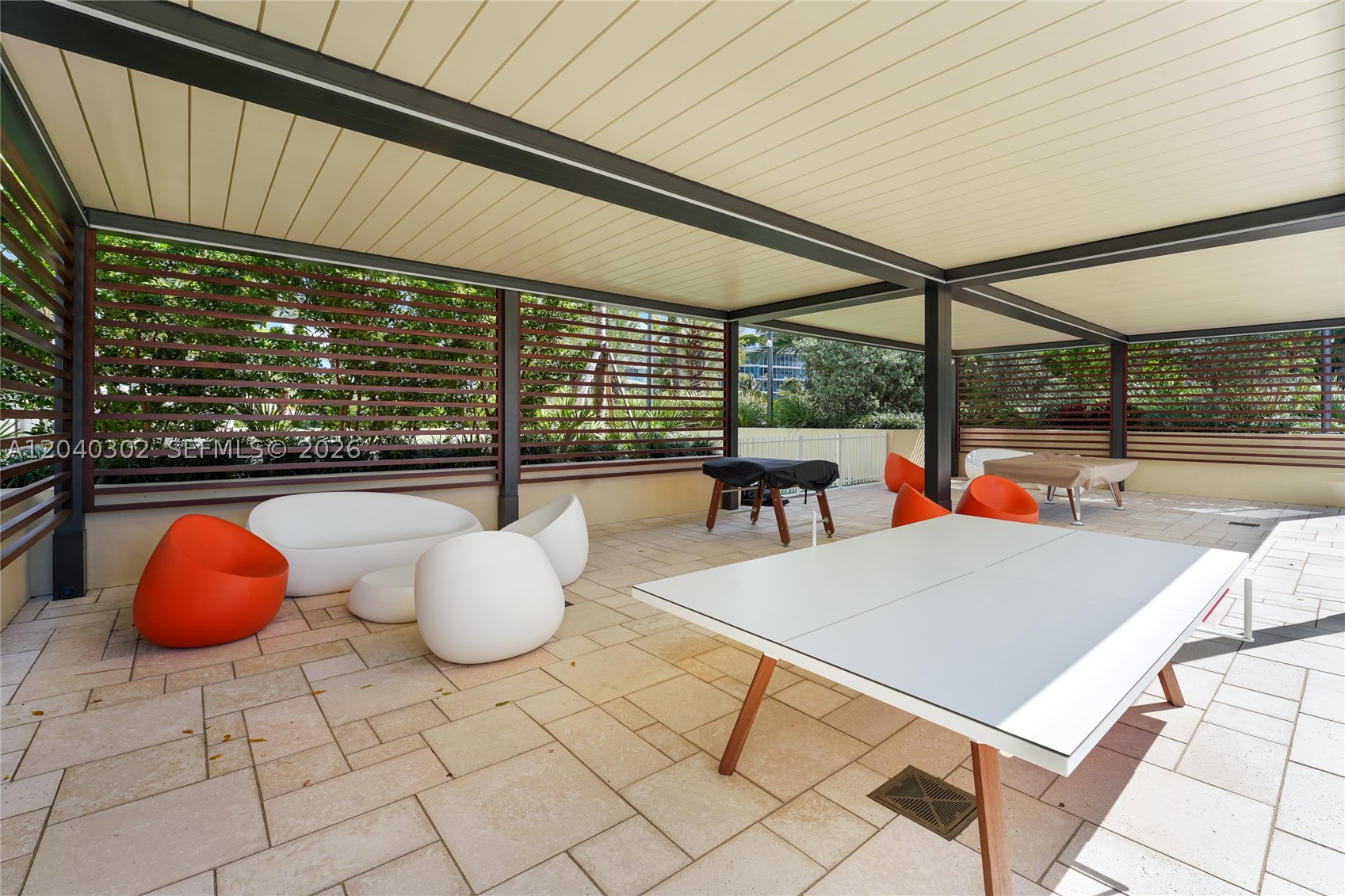 300 S Pointe Dr #405 Miami Beach, FL 33139